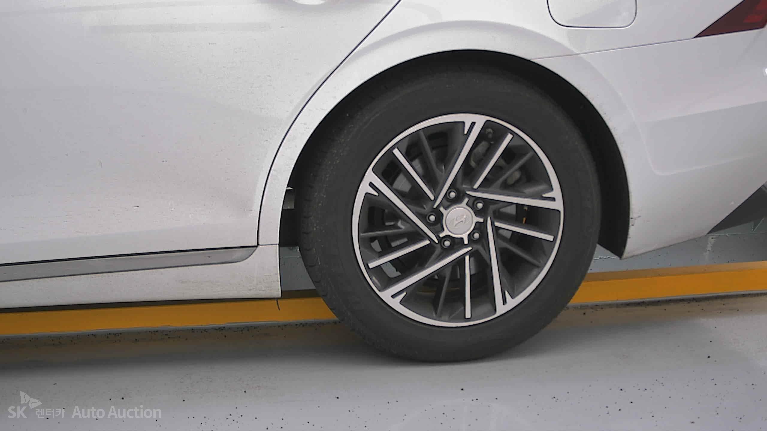 2022 - hyundai grandeur