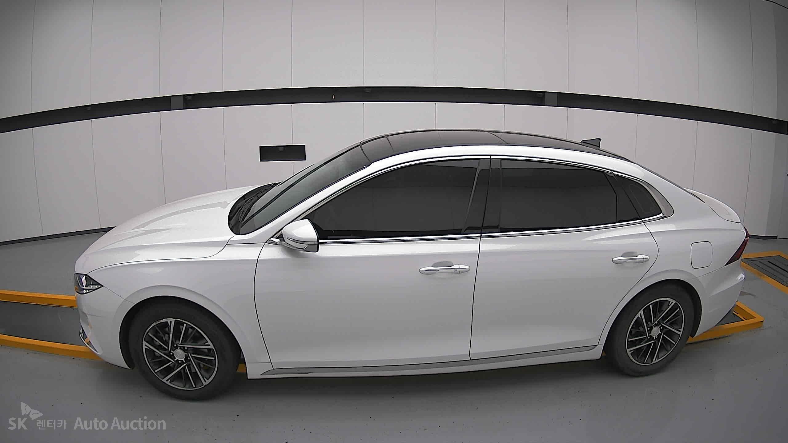 2022 - hyundai grandeur