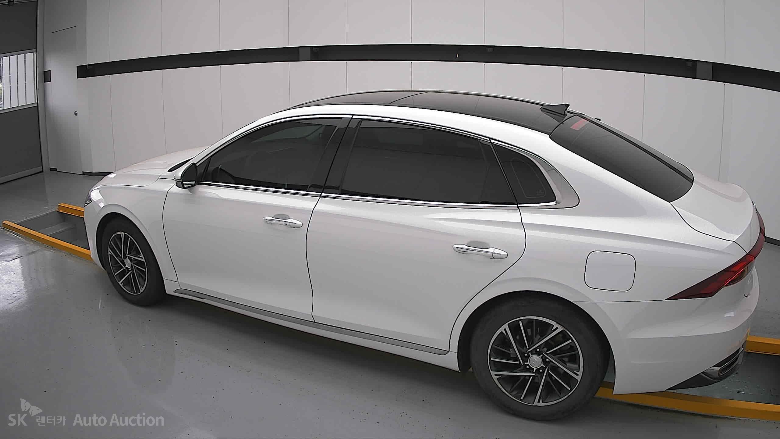 2022 - hyundai grandeur