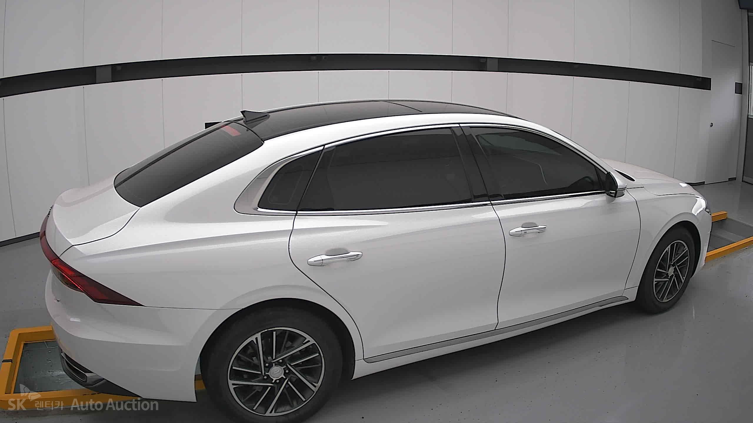 2022 - hyundai grandeur