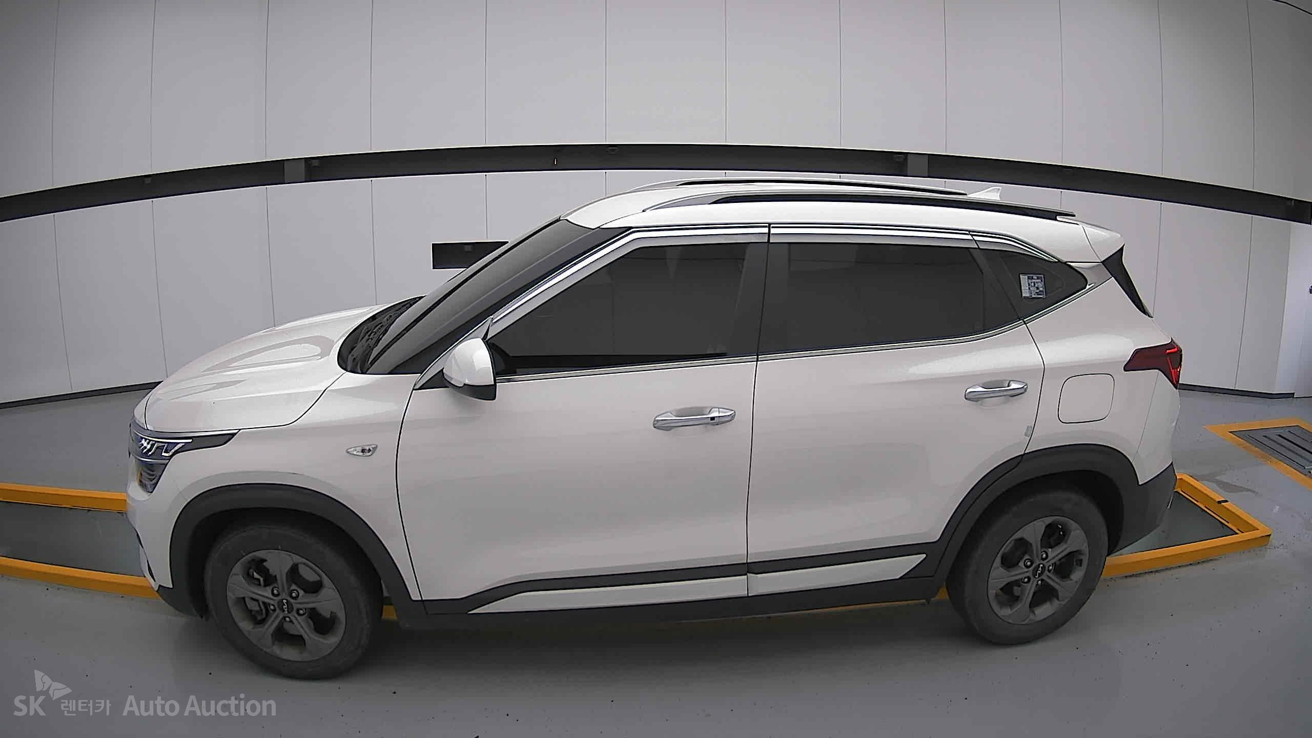 2023 - kia seltos