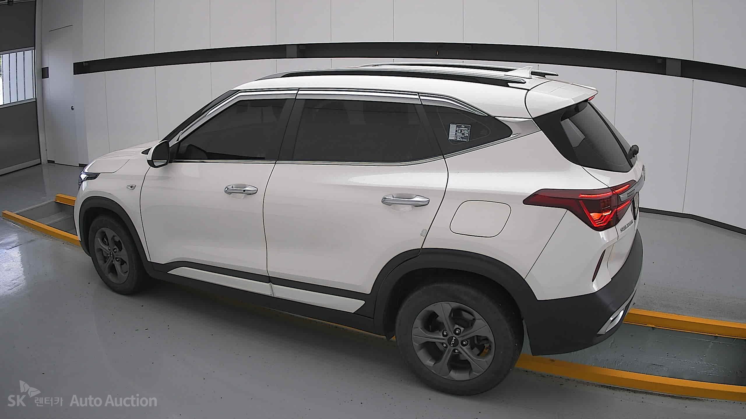 2023 - kia seltos