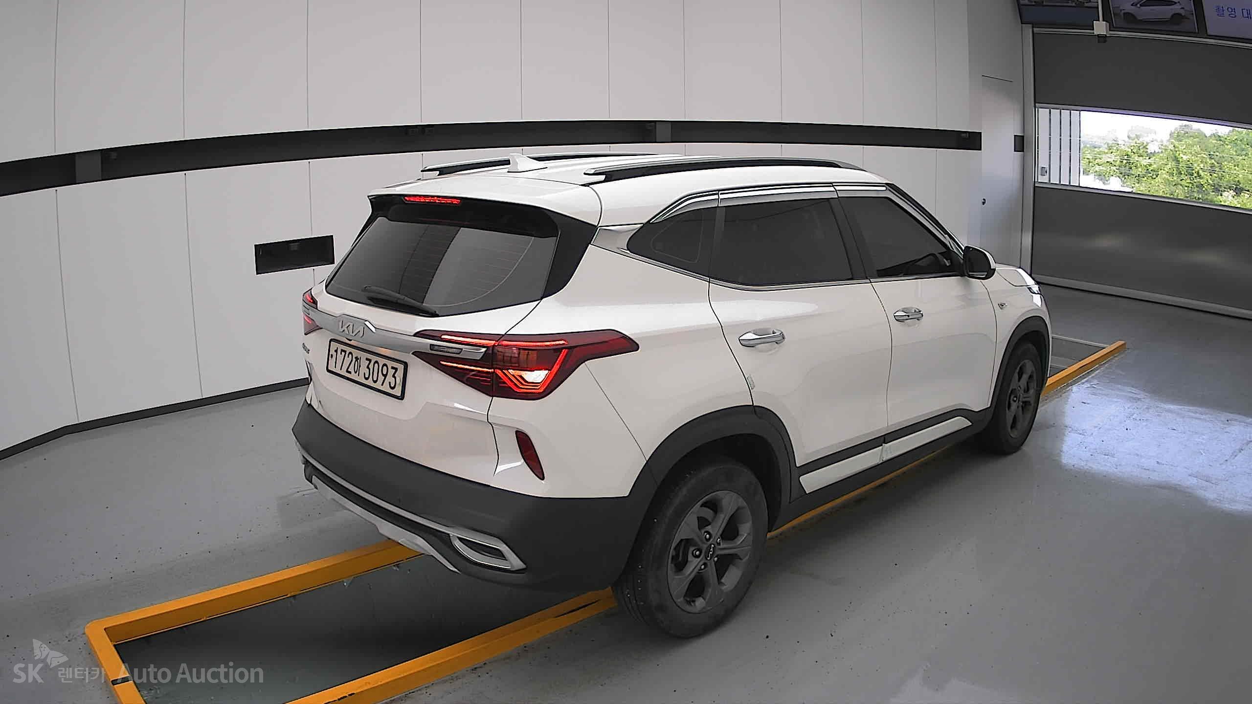 2023 - kia seltos