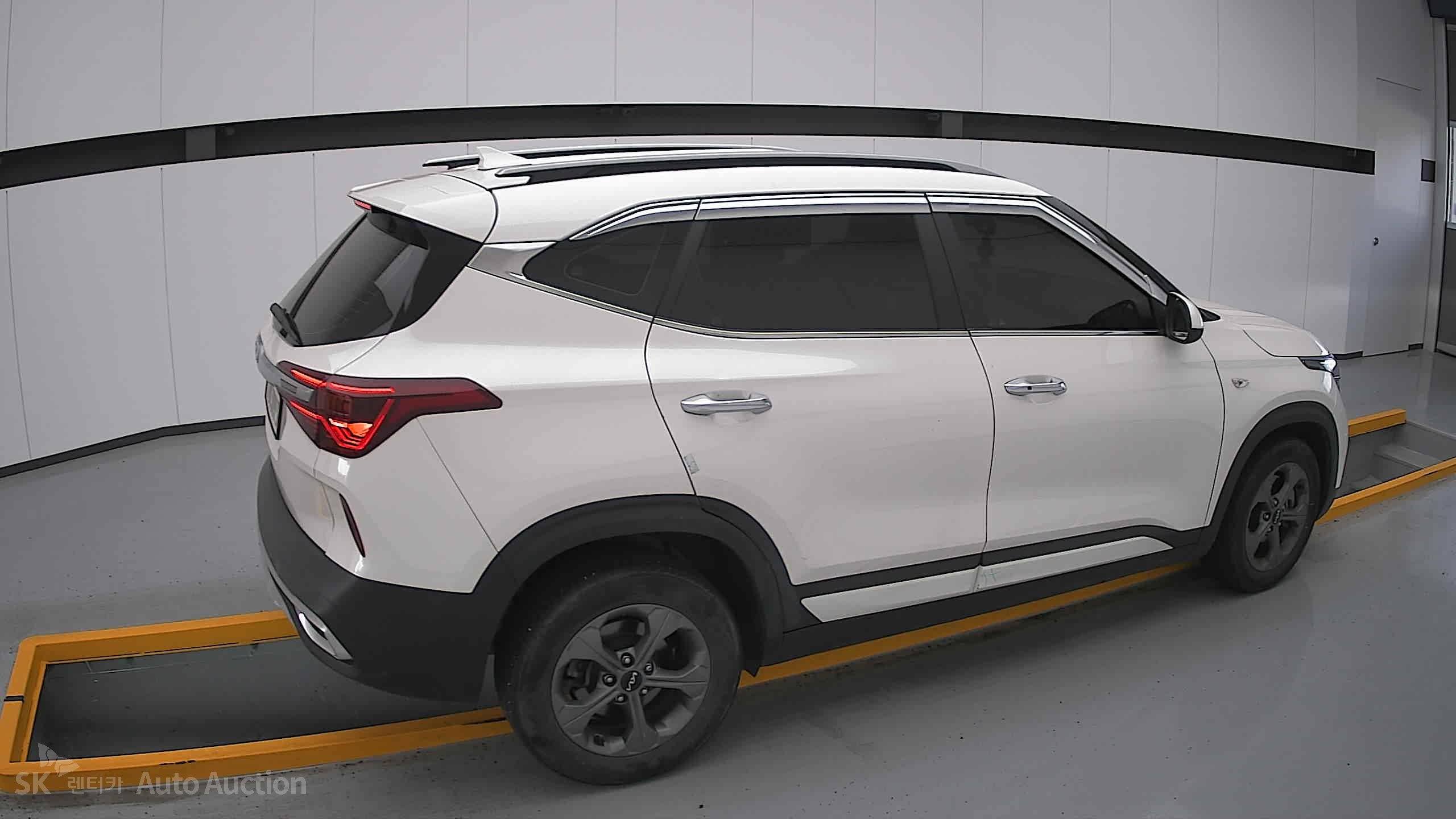2023 - kia seltos