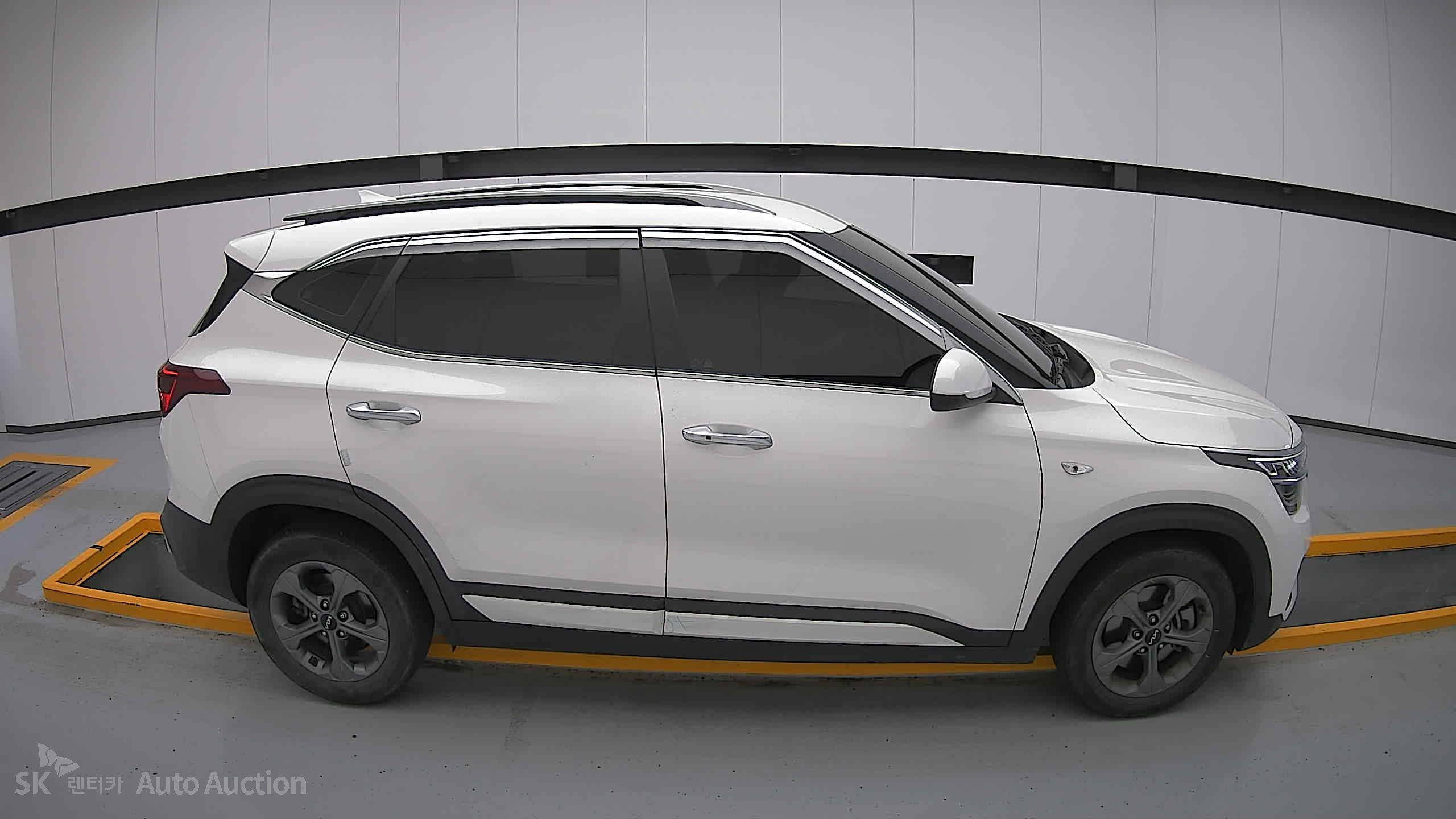 2023 - kia seltos
