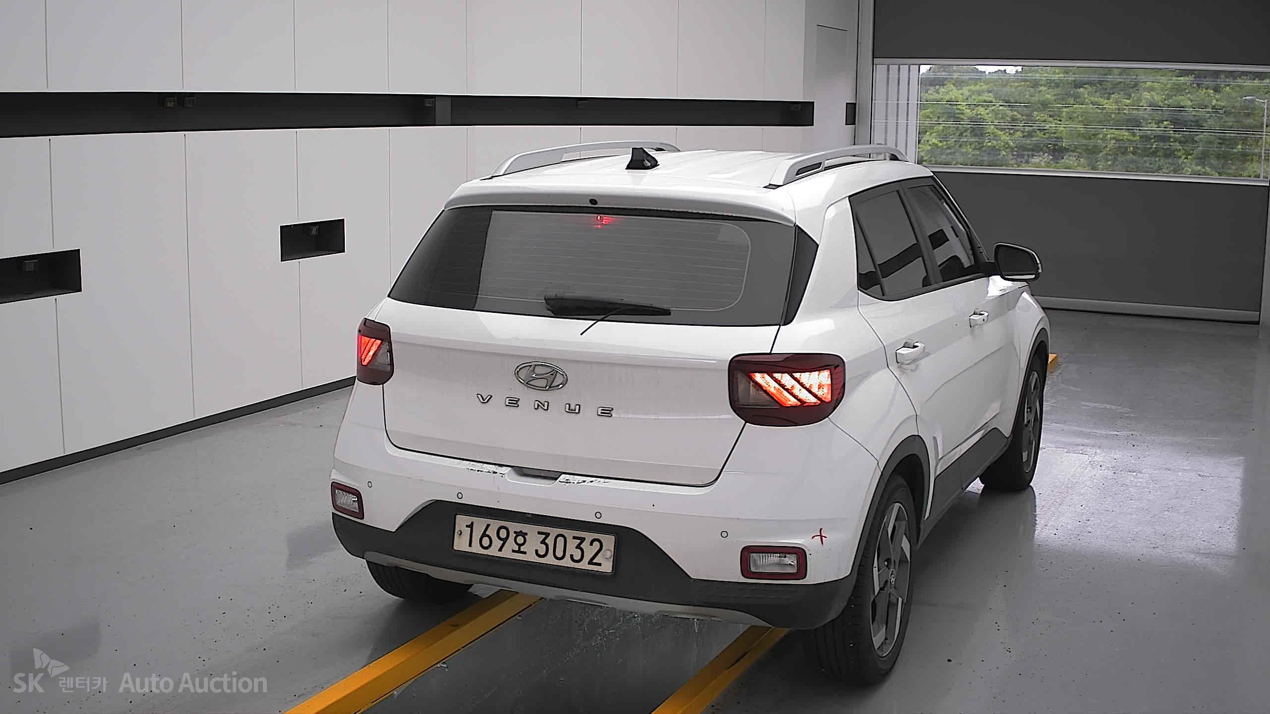 2022 - hyundai venue