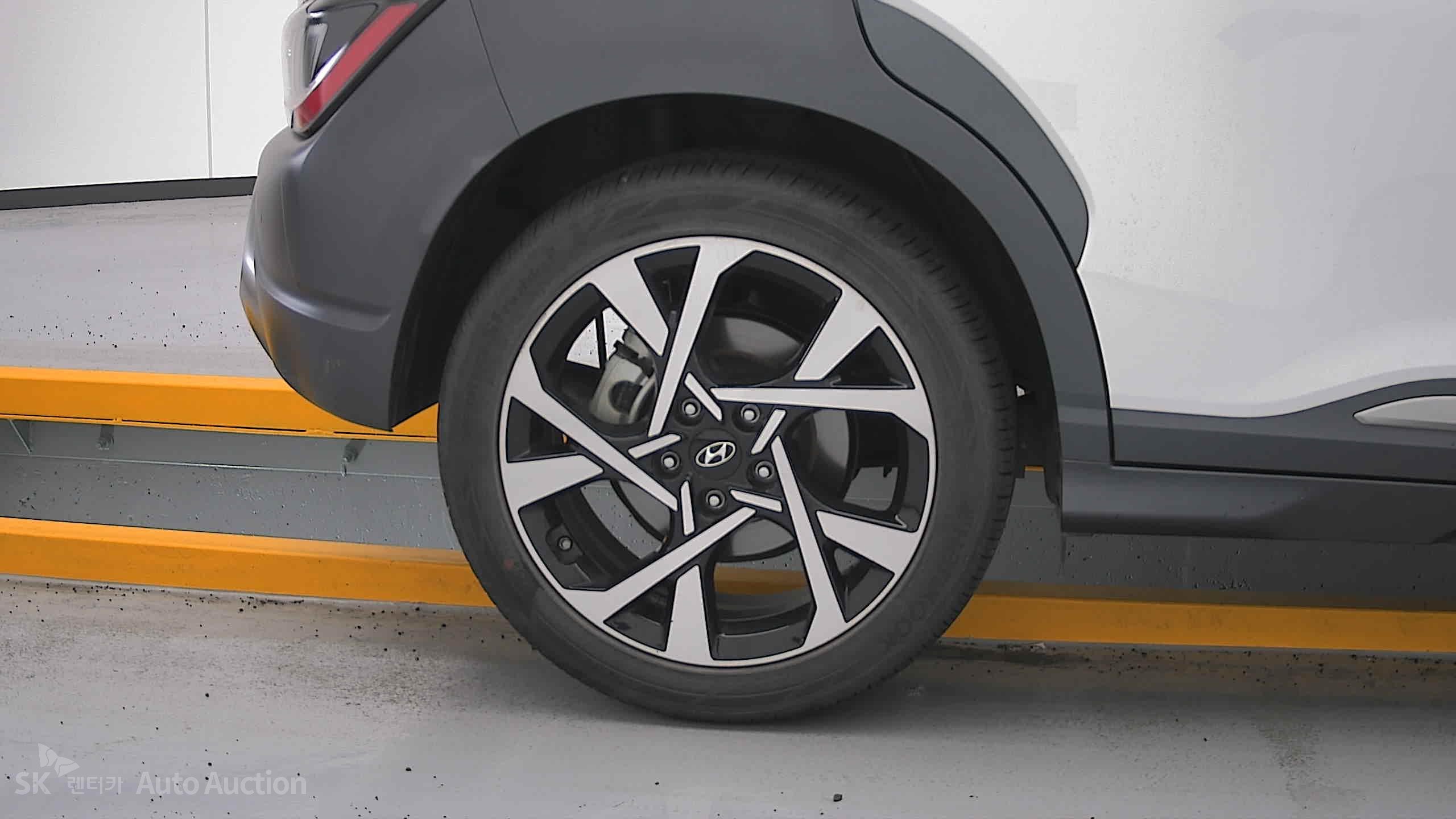 2023 - hyundai kona