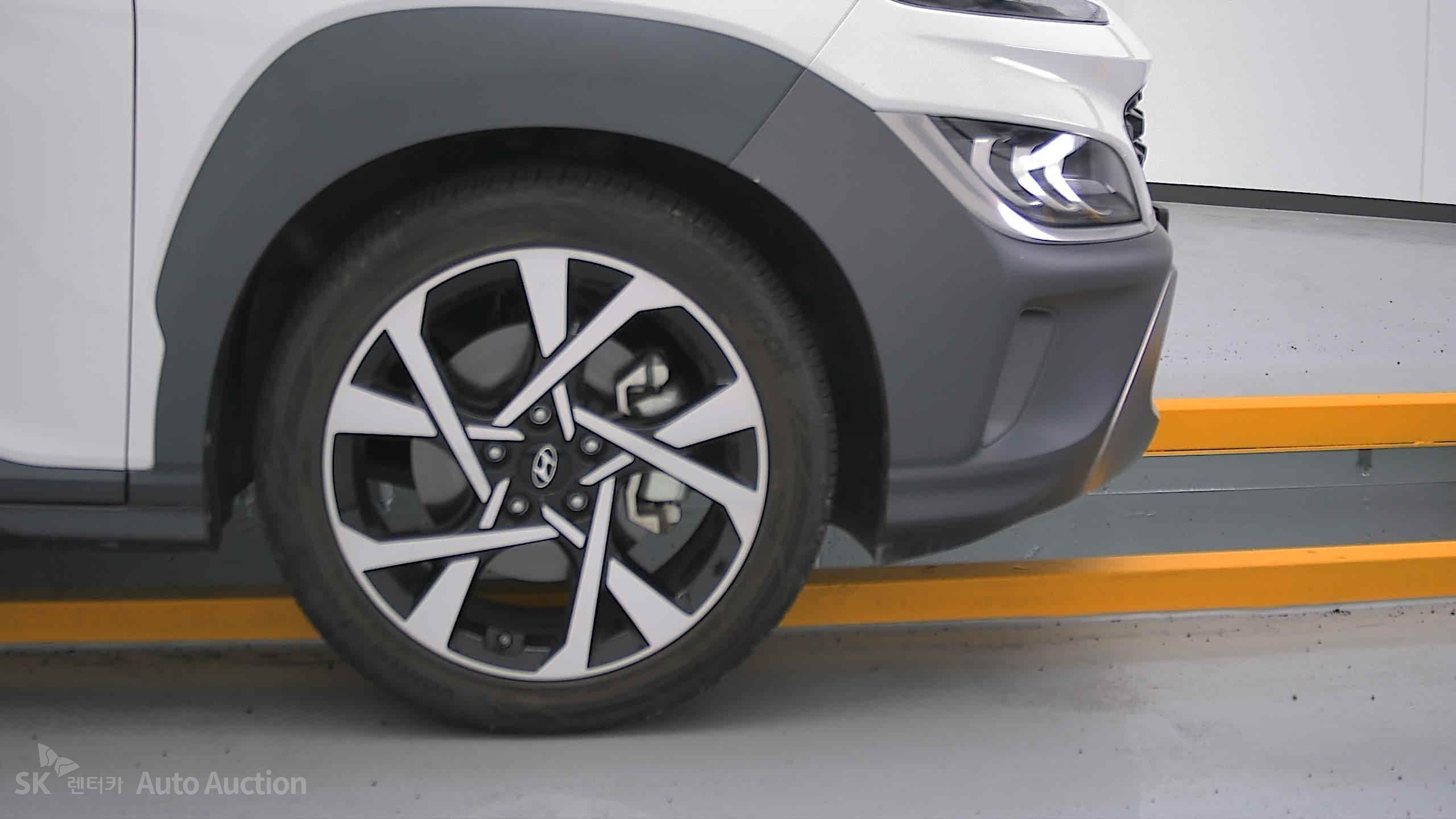 2023 - hyundai kona