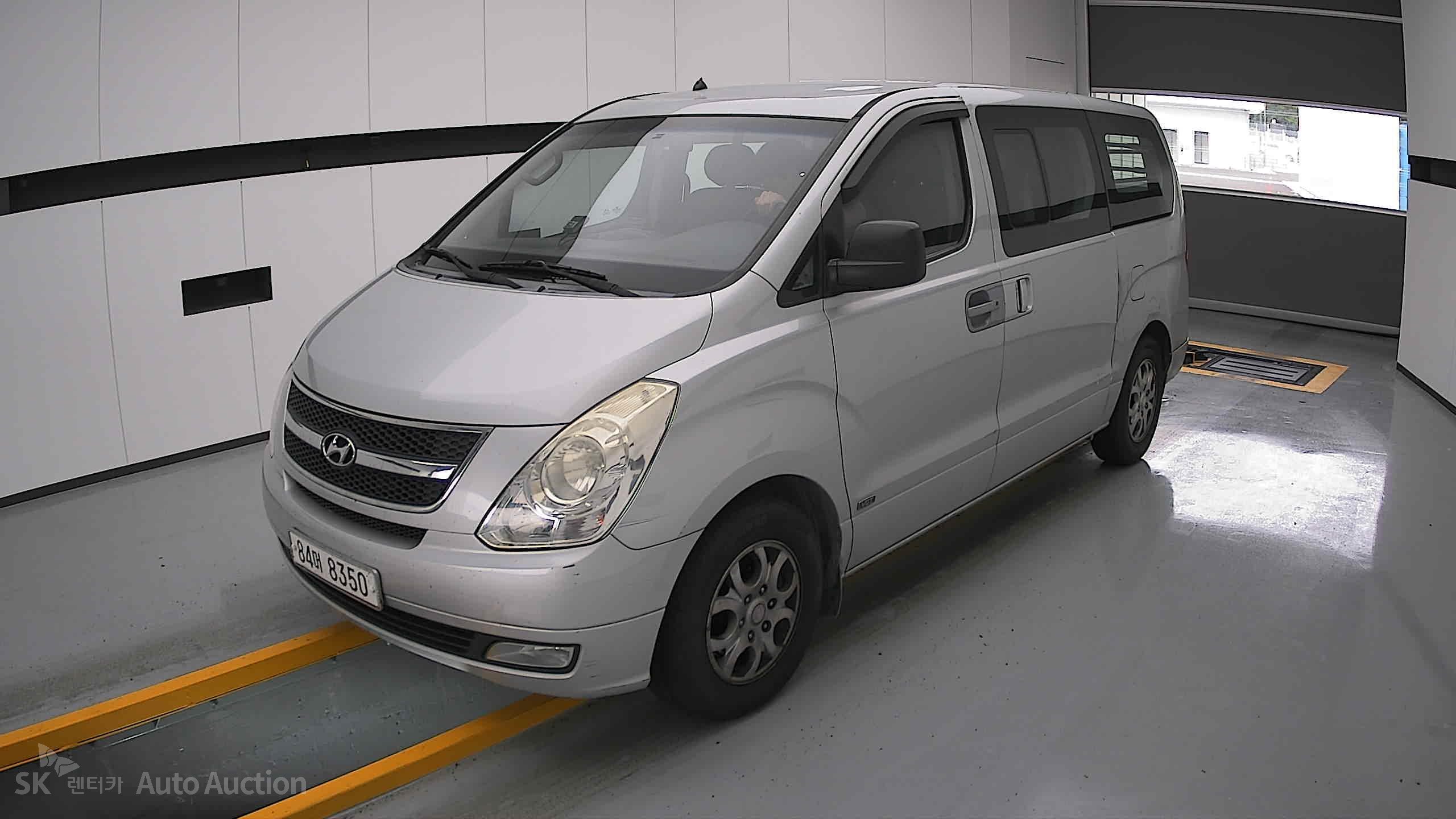 2009 - hyundai grand starex