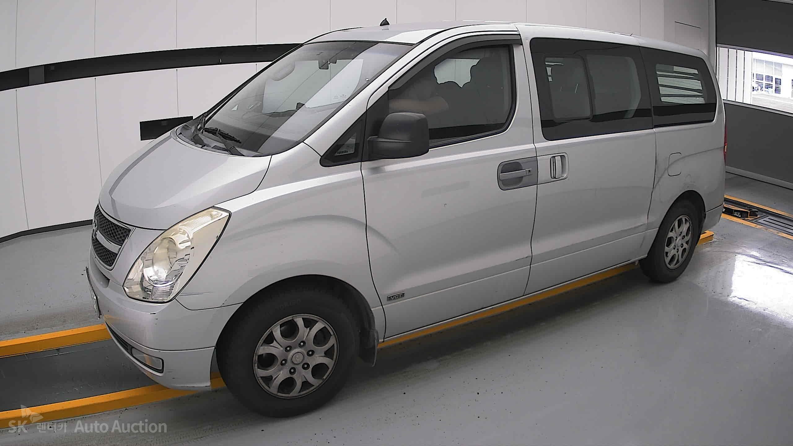 2009 - hyundai grand starex