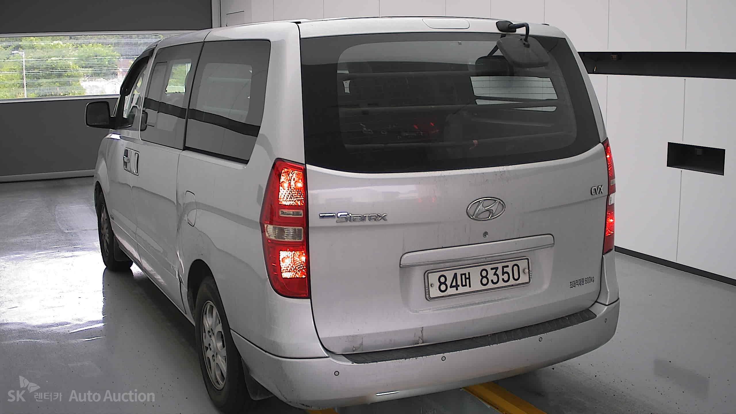 2009 - hyundai grand starex