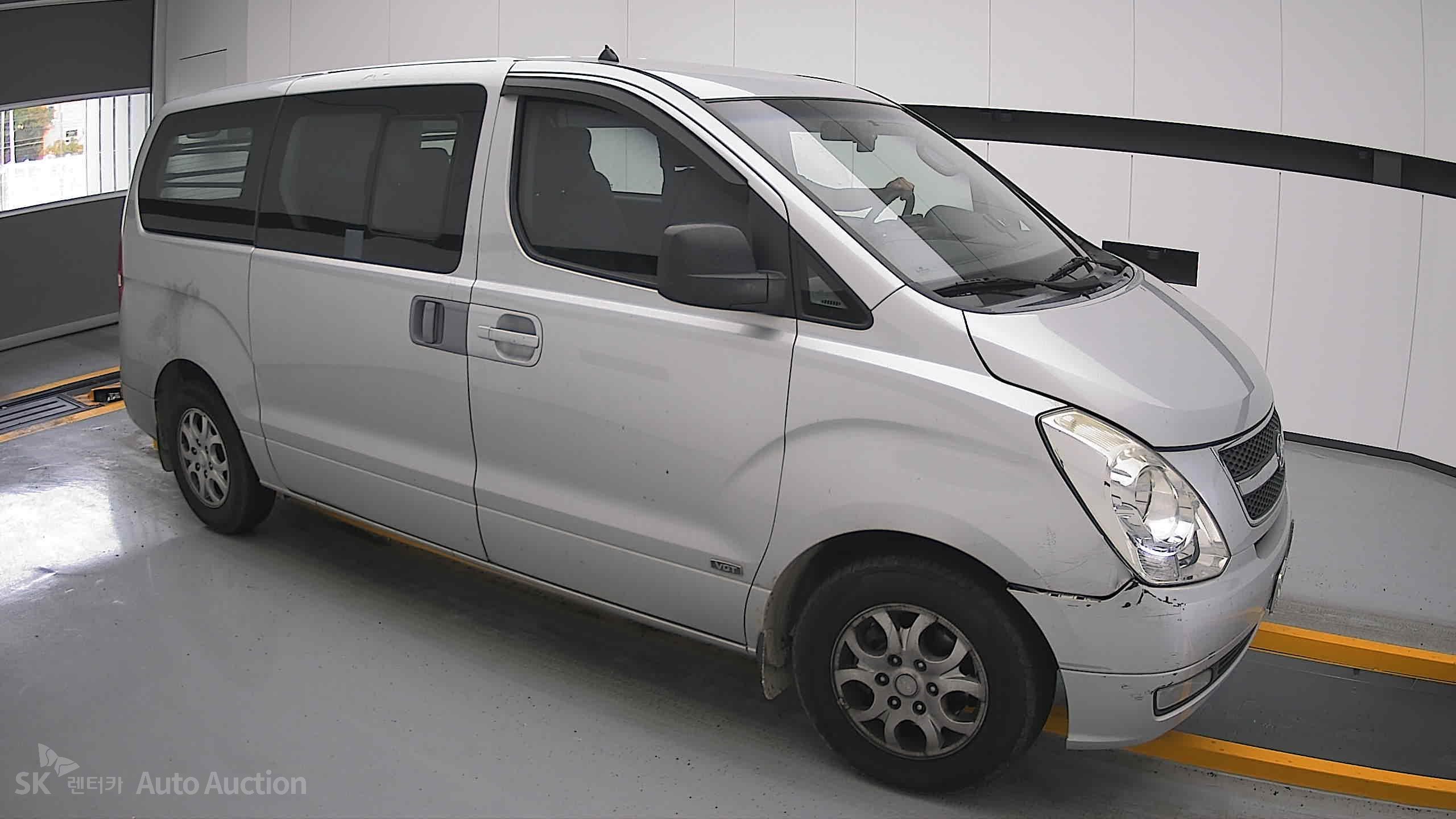 2009 - hyundai grand starex