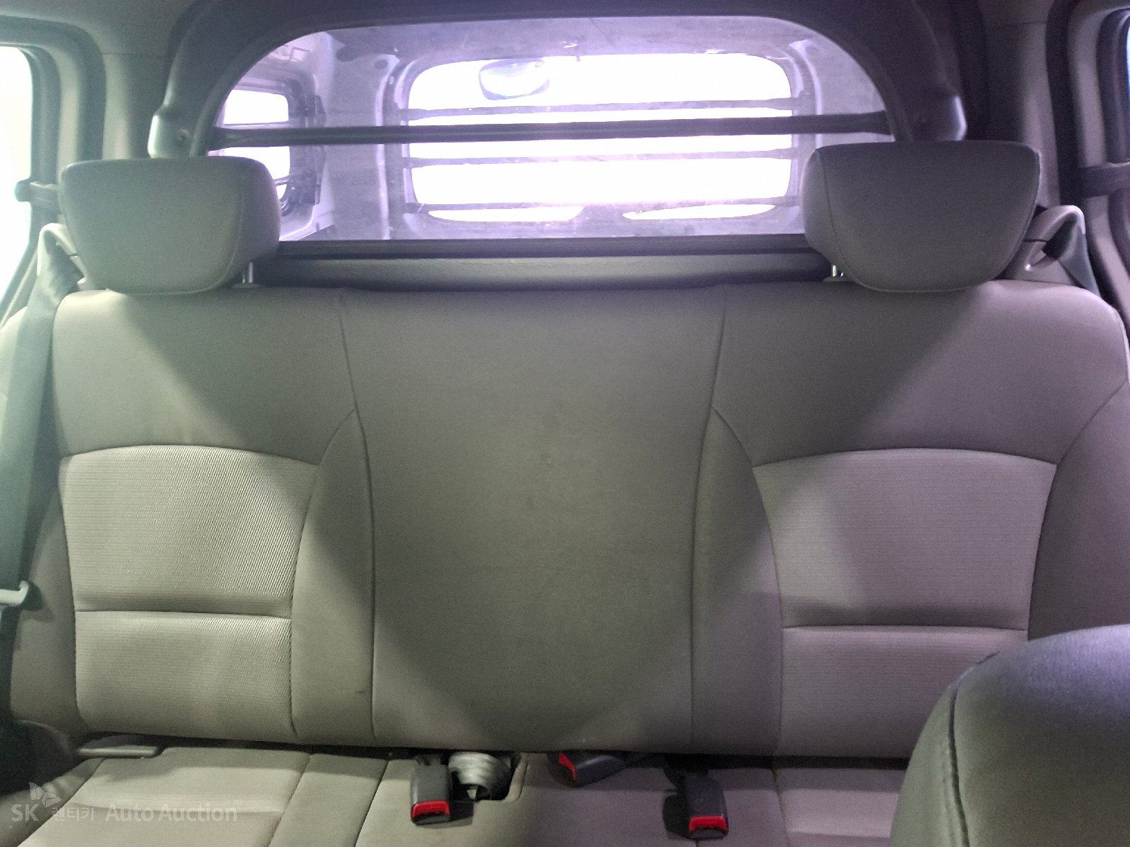 2012 - hyundai grand starex