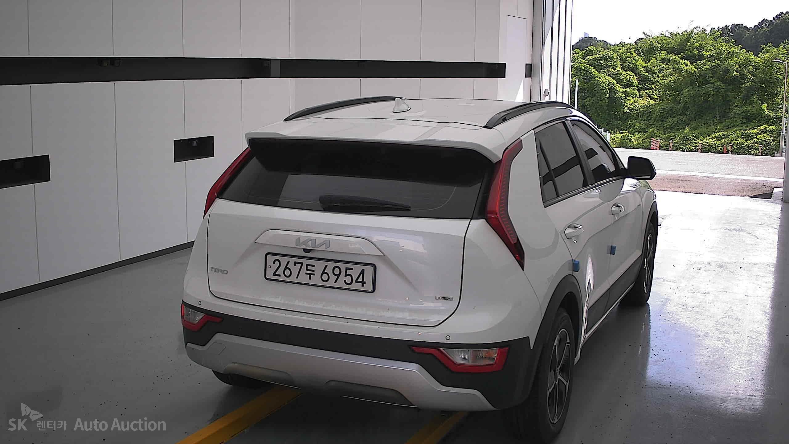 2022 - kia all-new niro