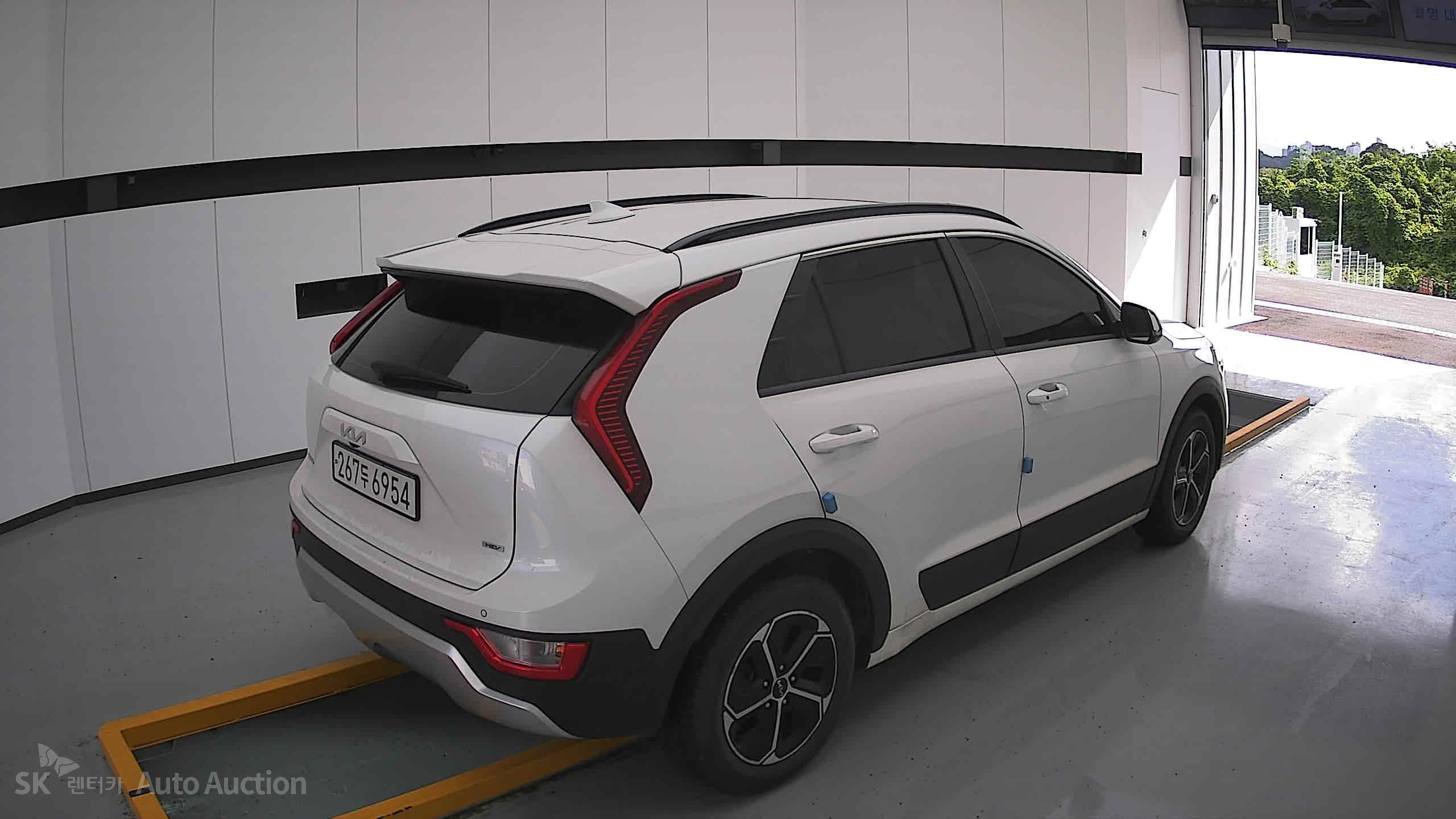 2022 - kia all-new niro