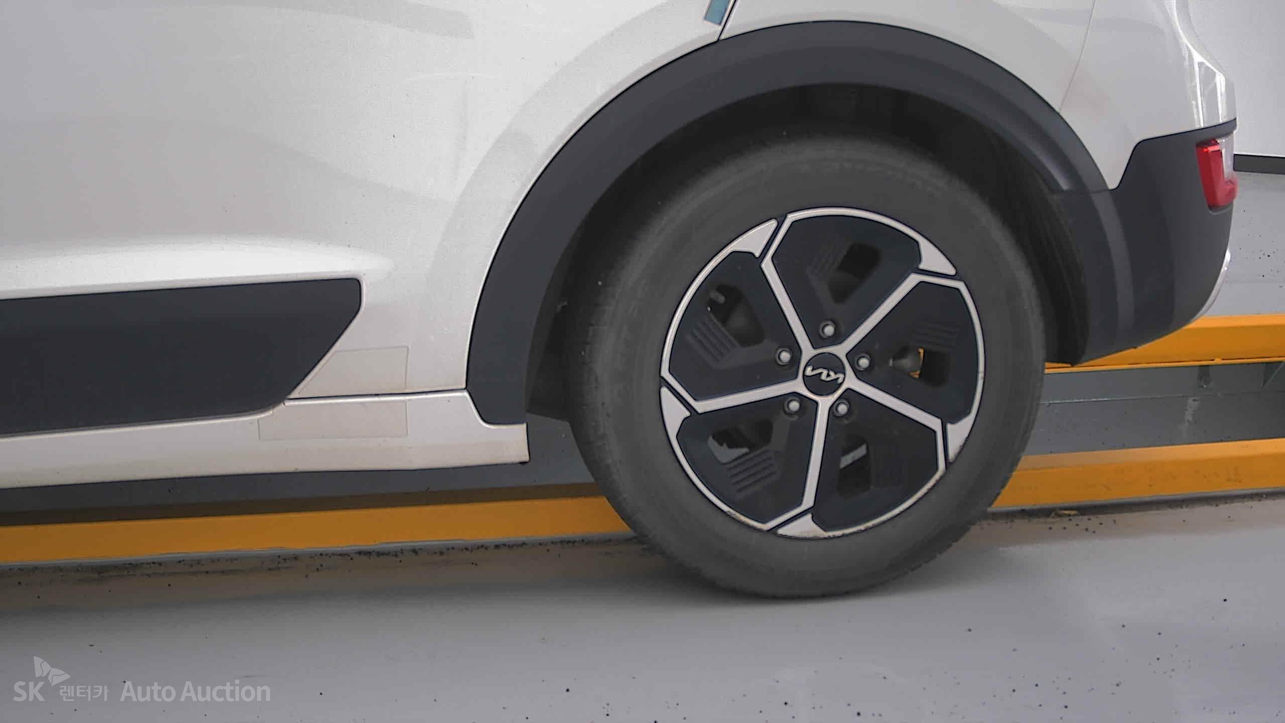 2022 - kia all-new niro