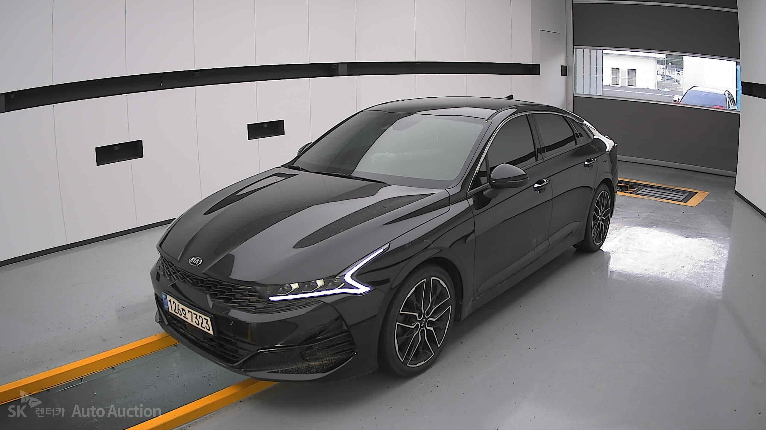 2021 - kia k5