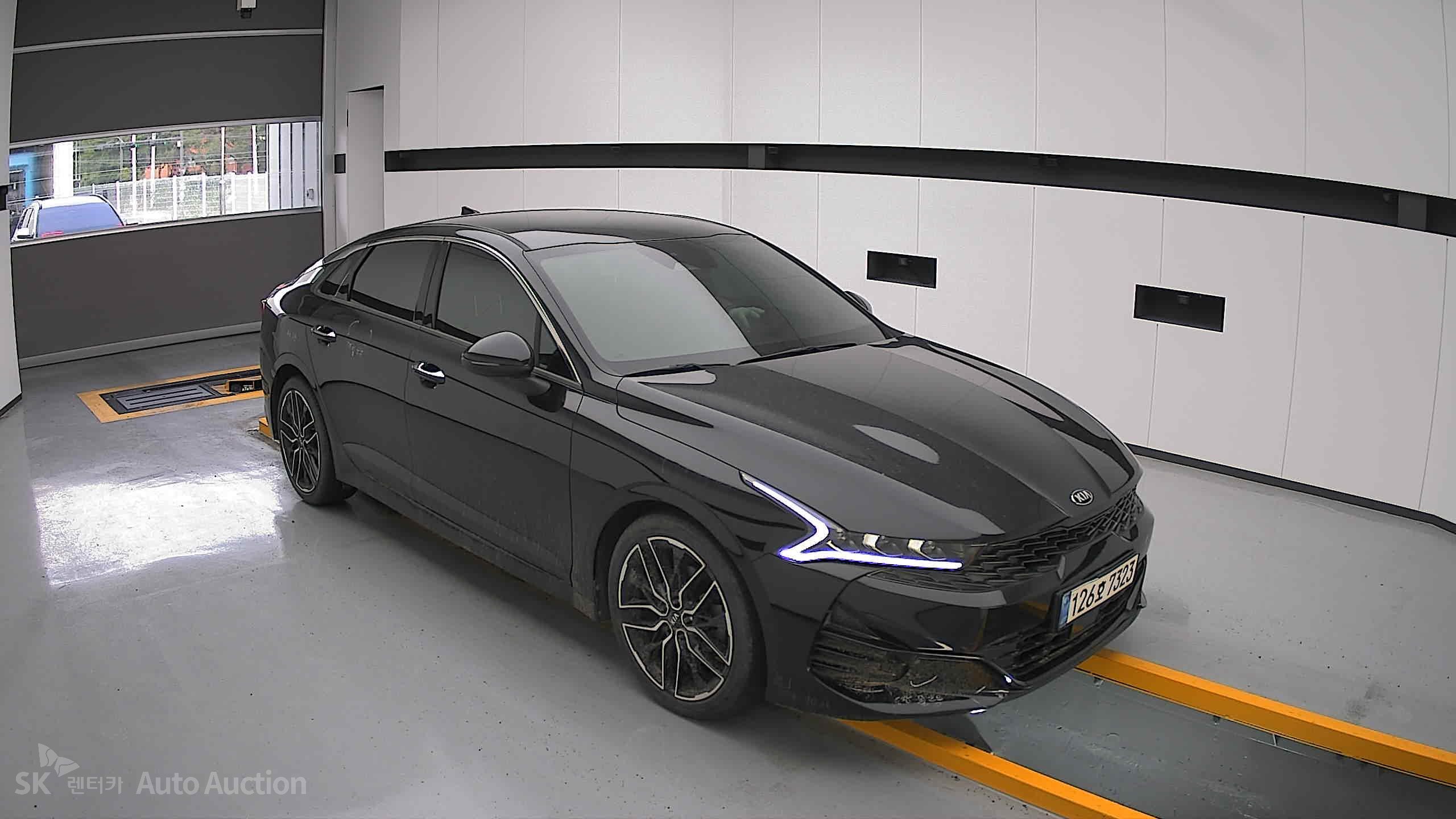 2021 - kia k5