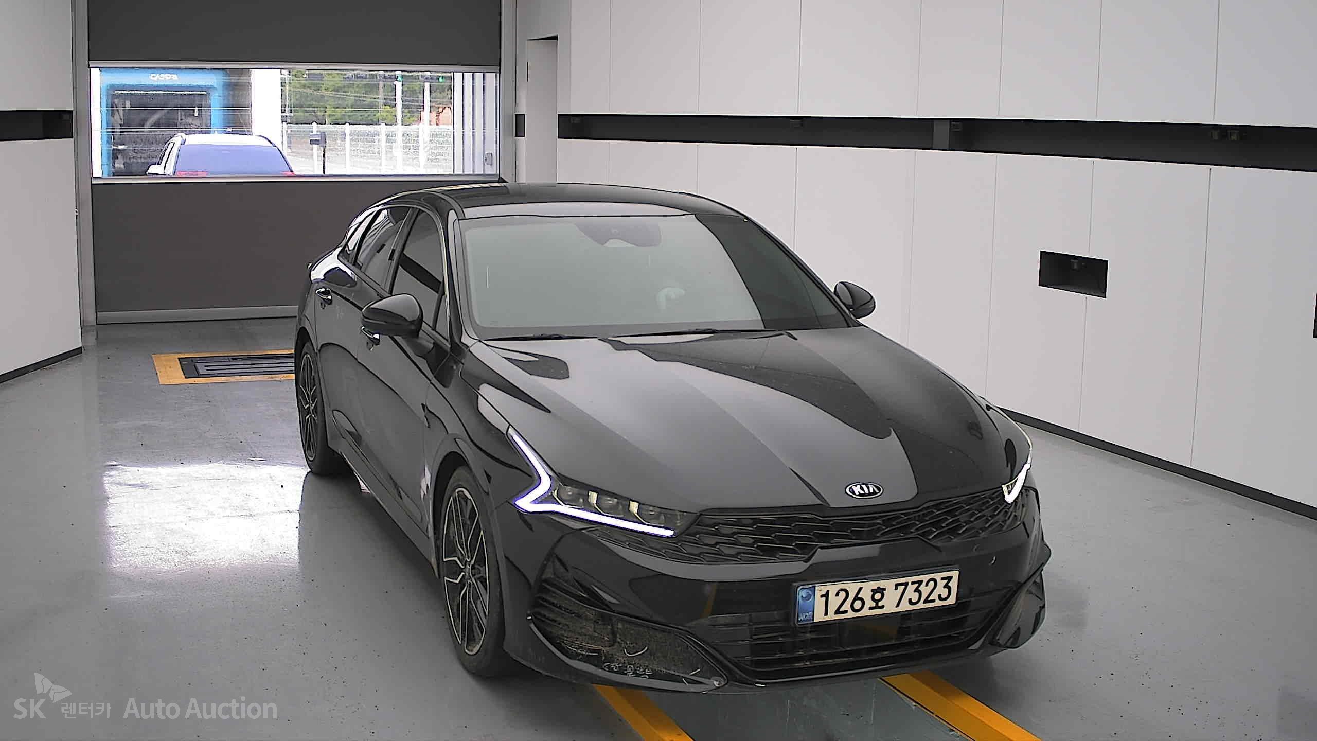 2021 - kia k5