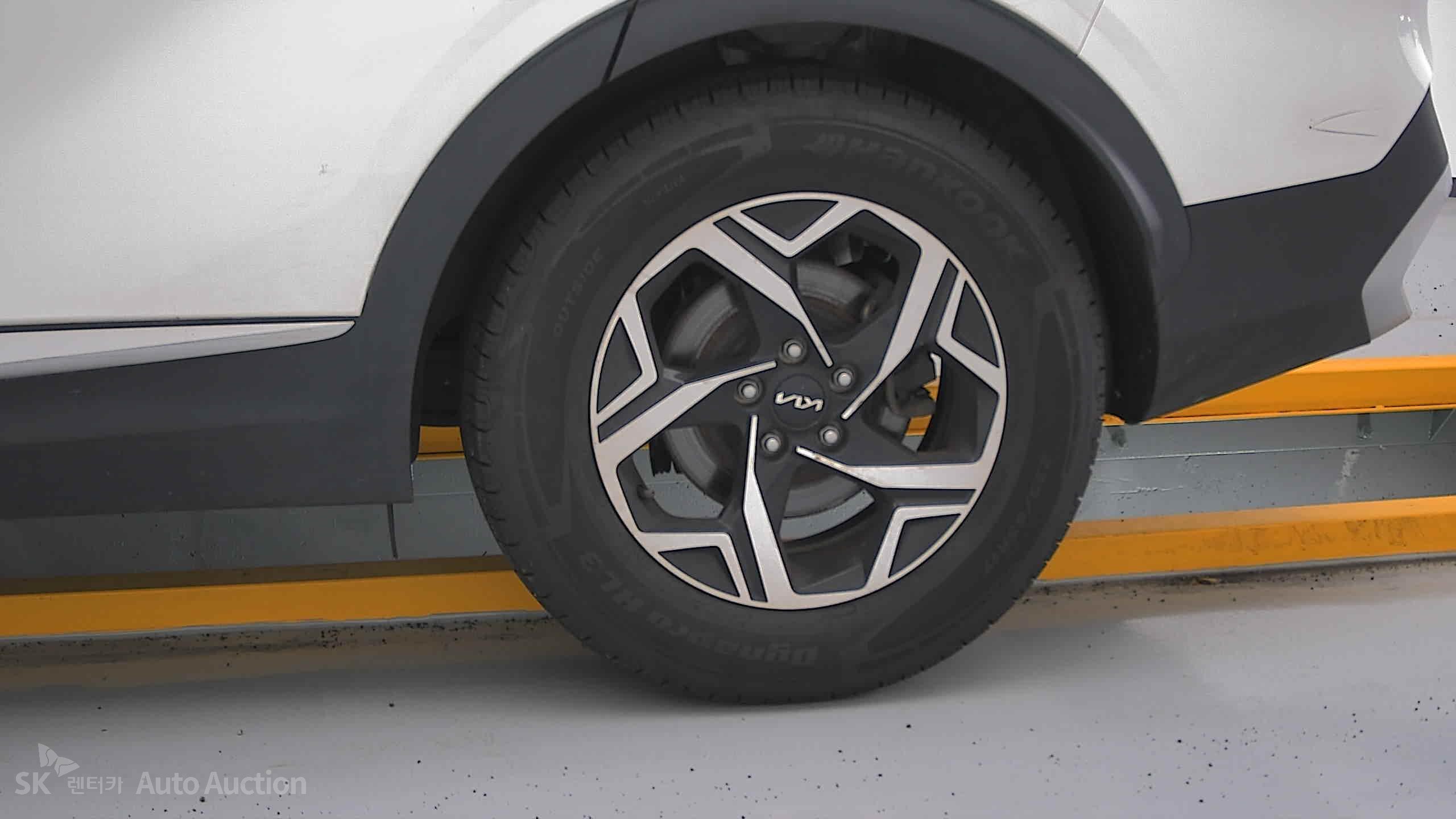 2022 - kia sportage