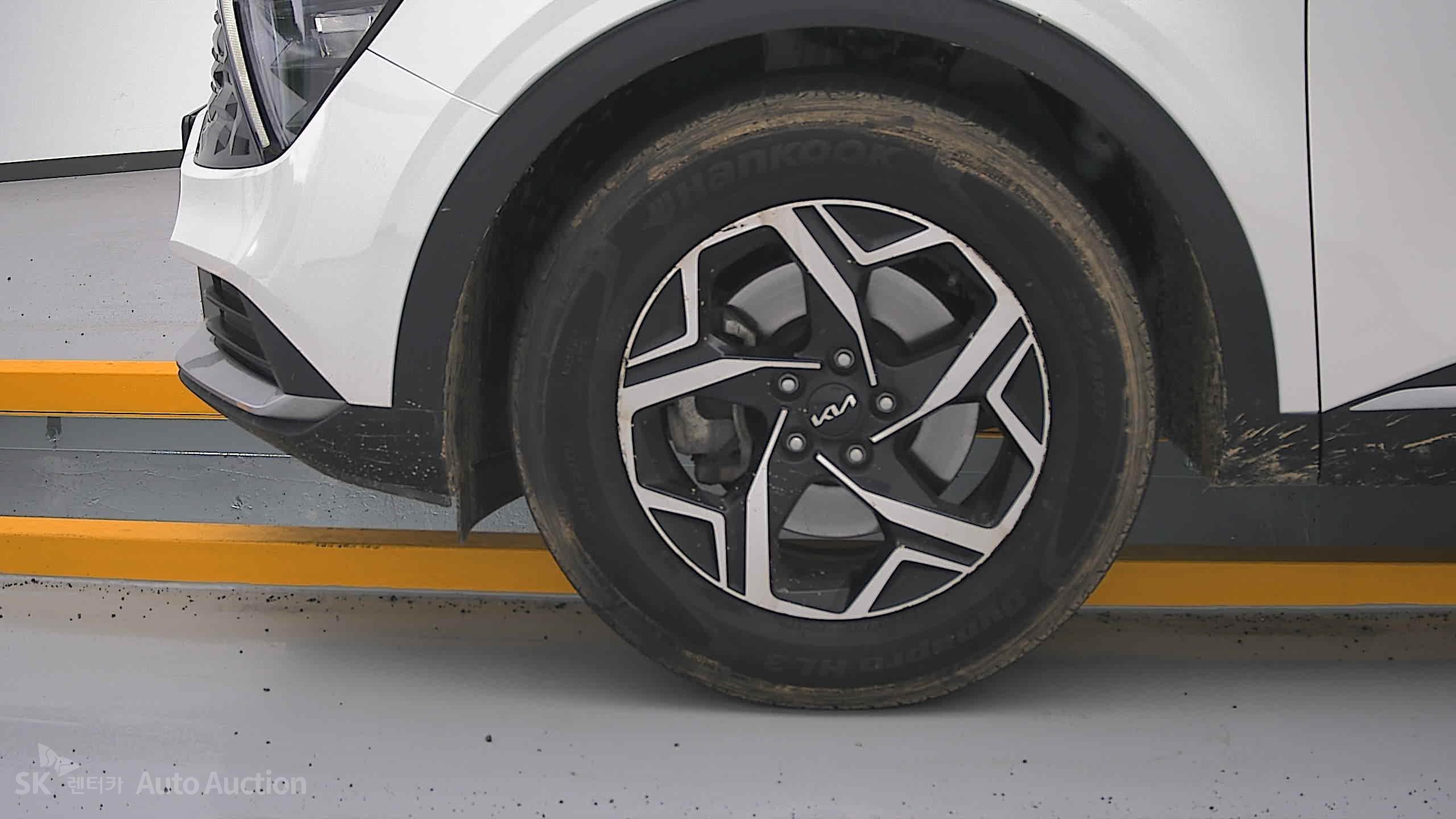 2022 - kia sportage