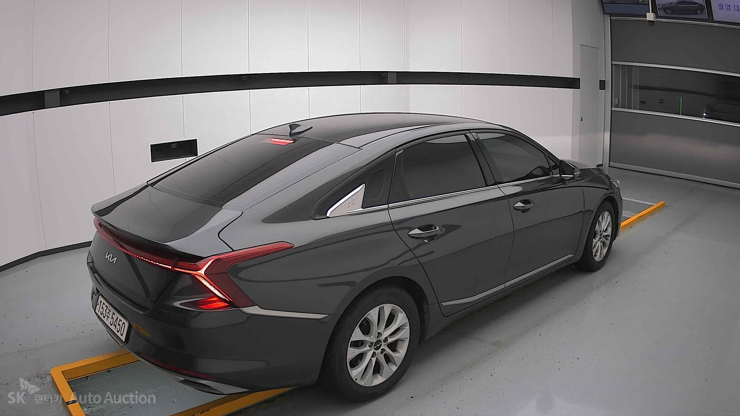 2023 - kia k8