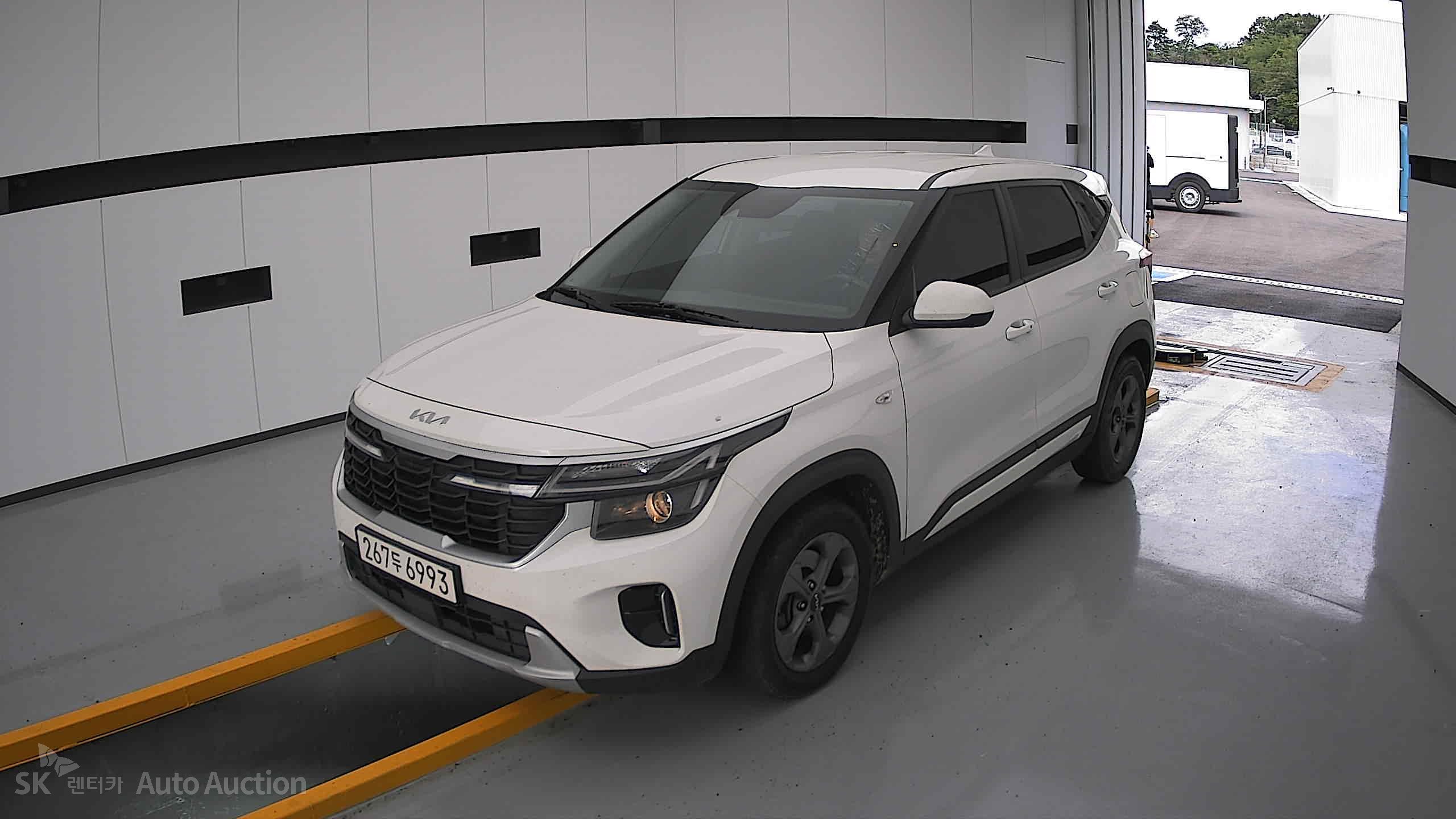 2023 - kia seltos