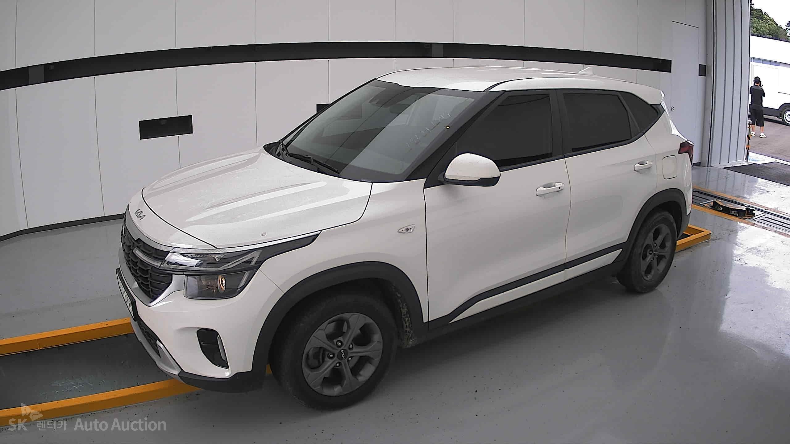 2023 - kia seltos