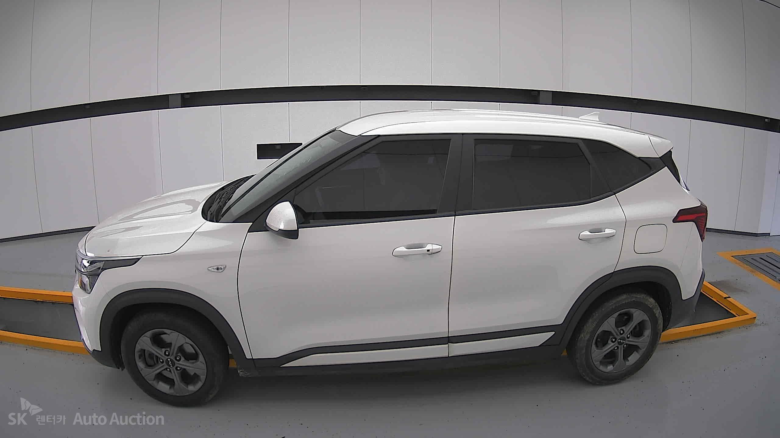 2023 - kia seltos