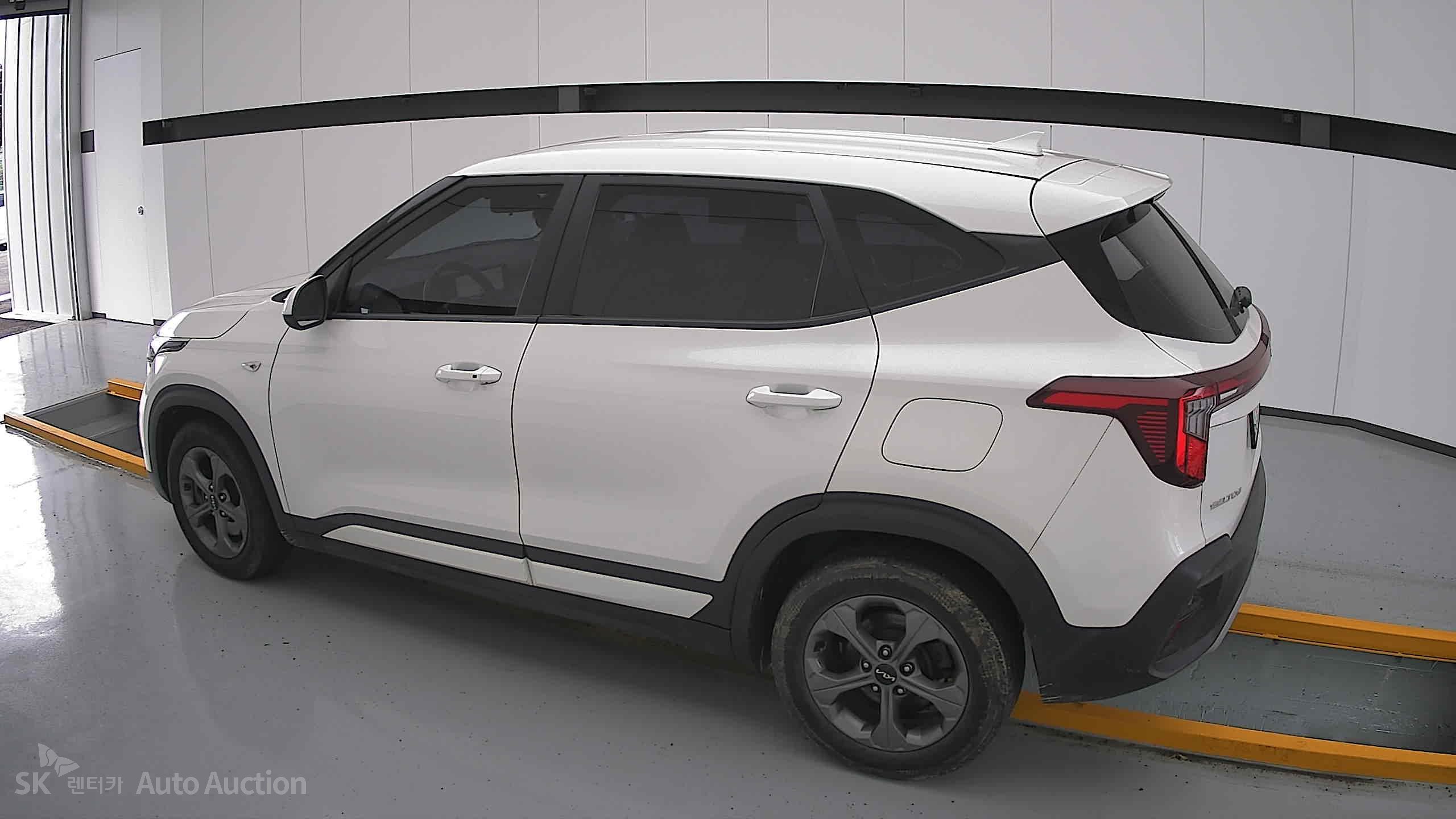 2023 - kia seltos