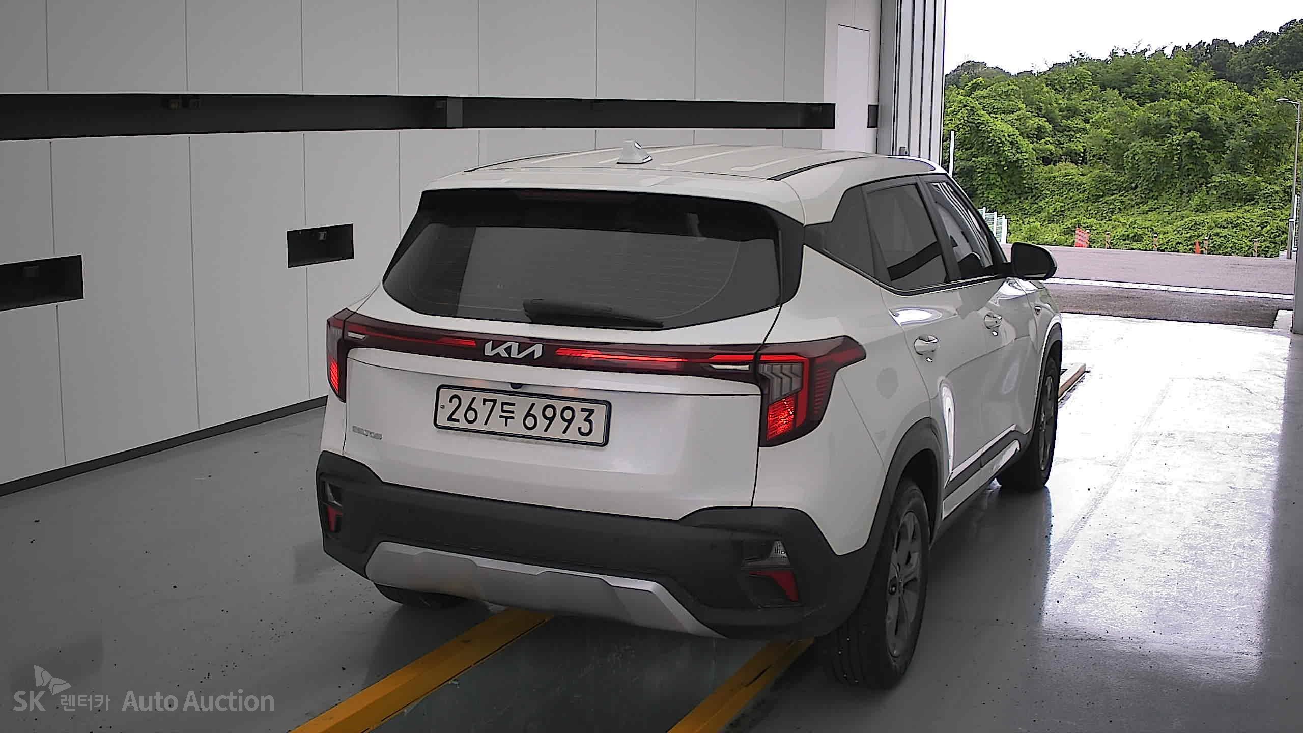 2023 - kia seltos