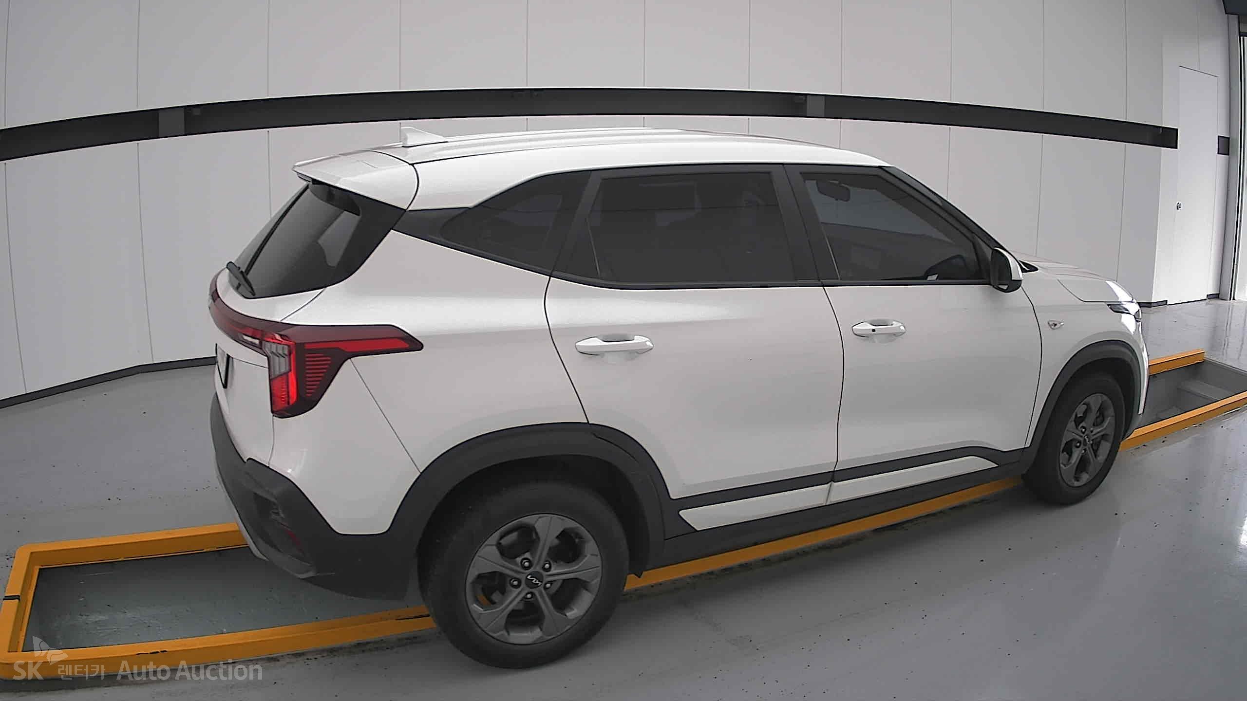 2023 - kia seltos