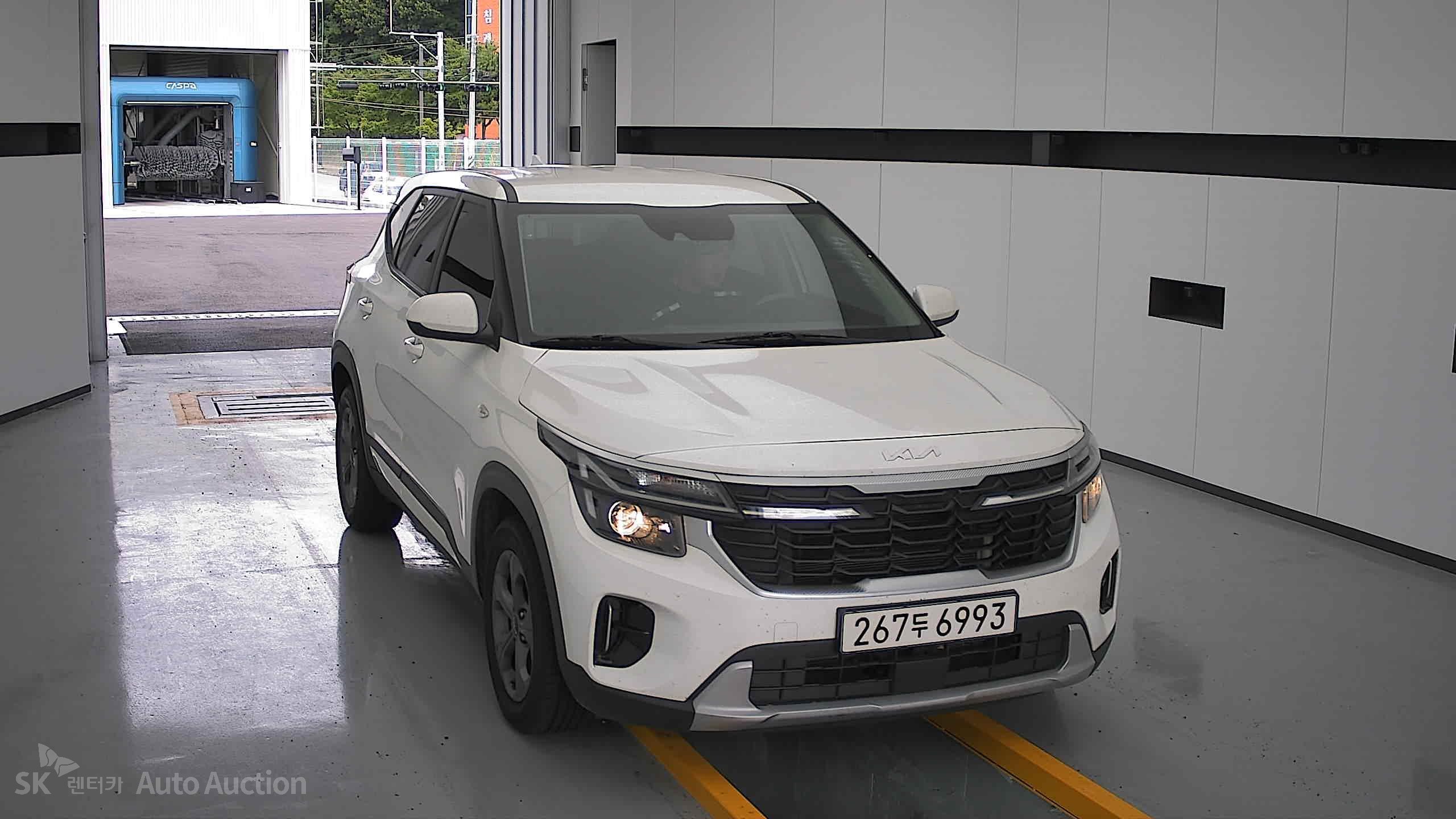 2023 - kia seltos