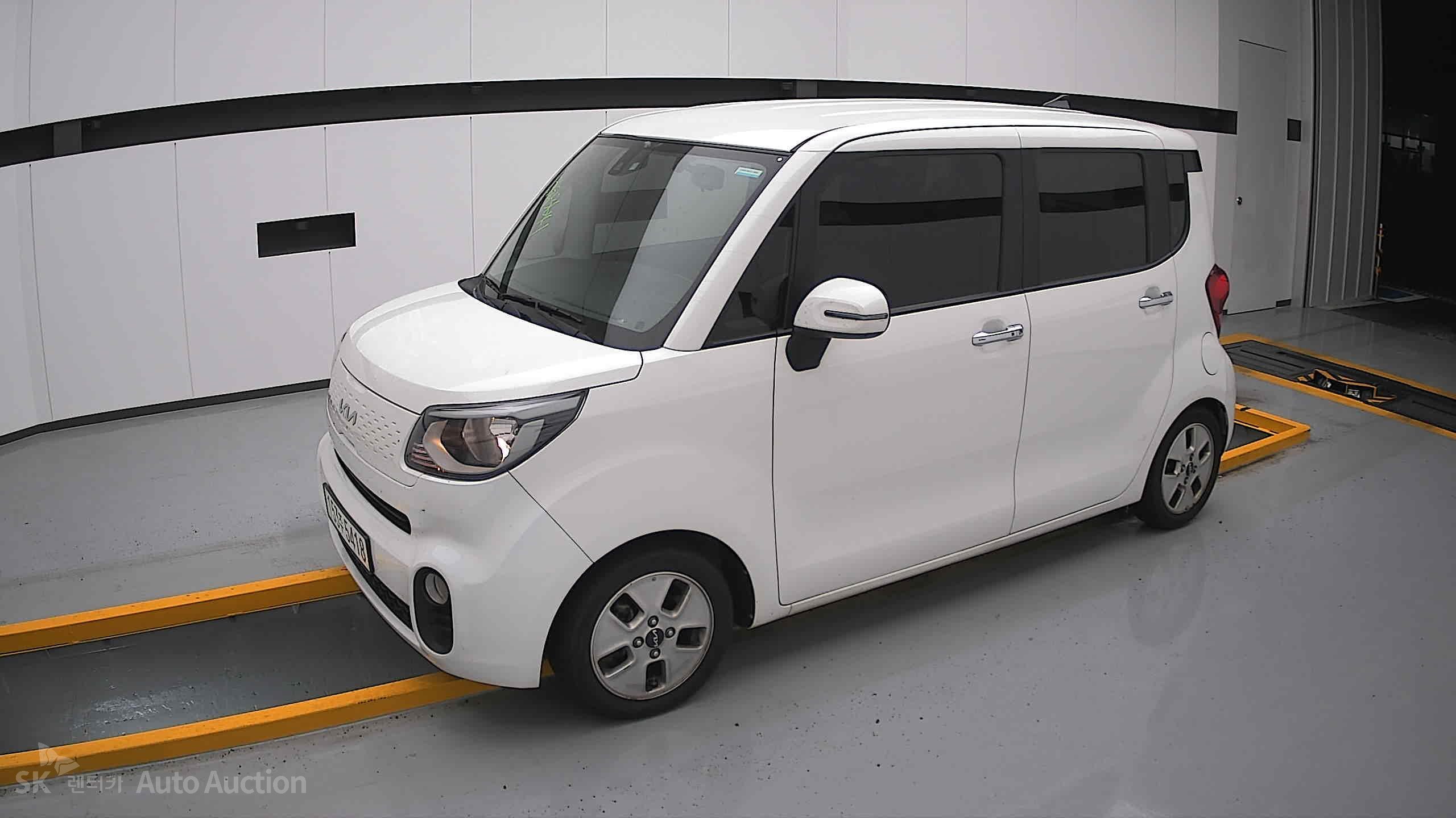 2022 - kia ray