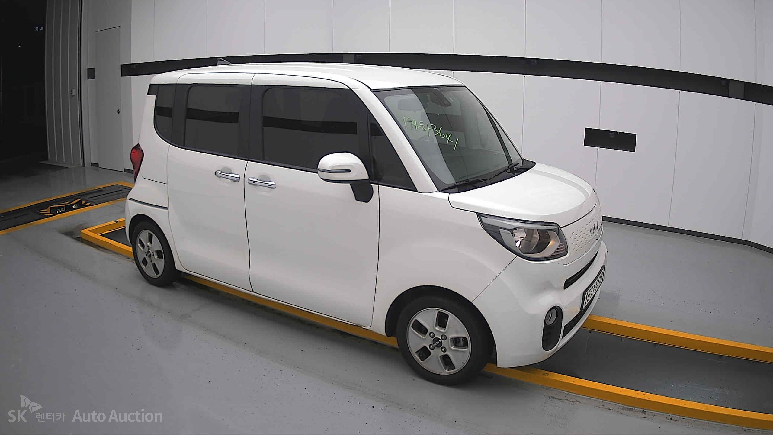 2022 - kia ray
