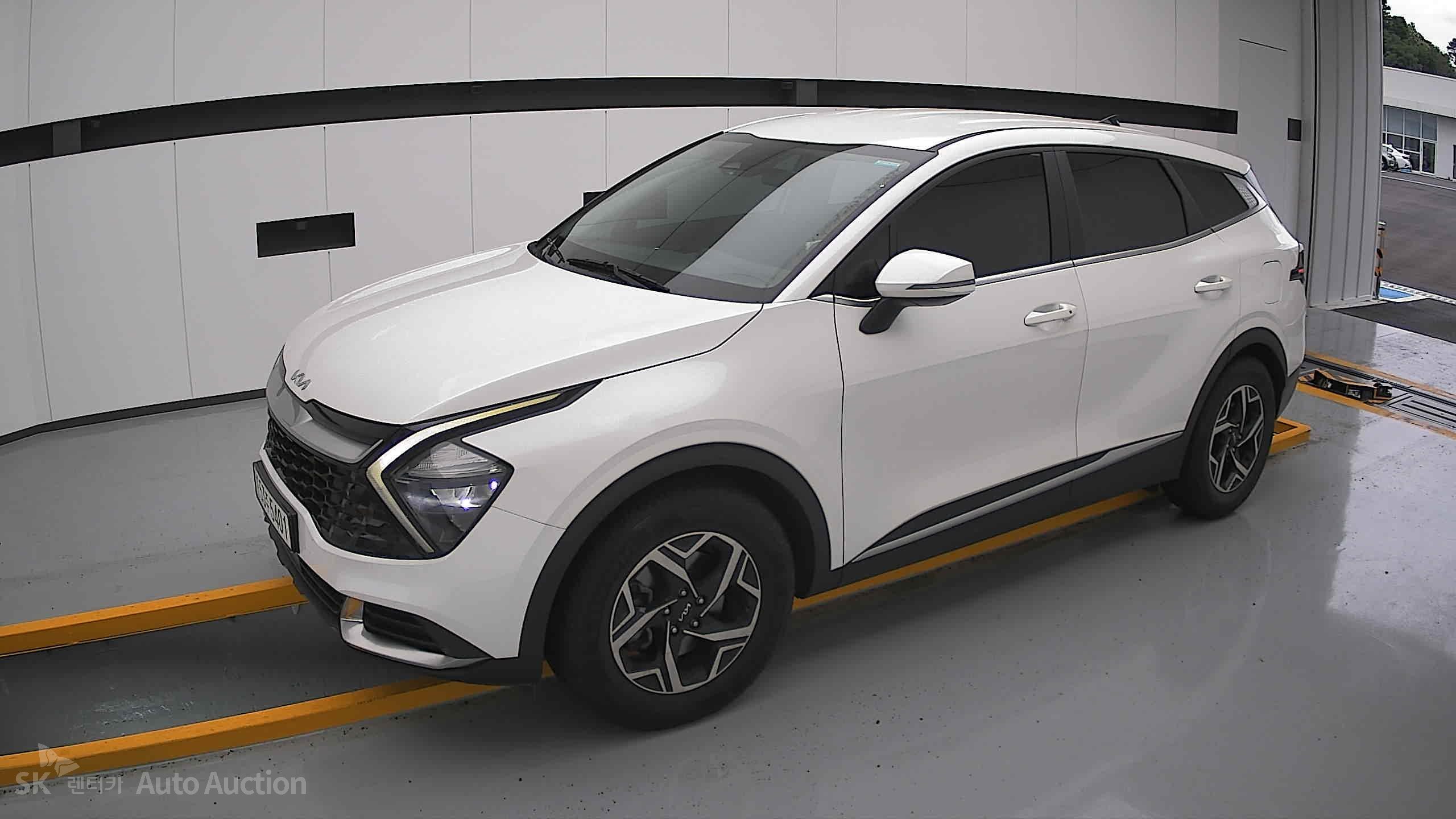2023 - kia sportage