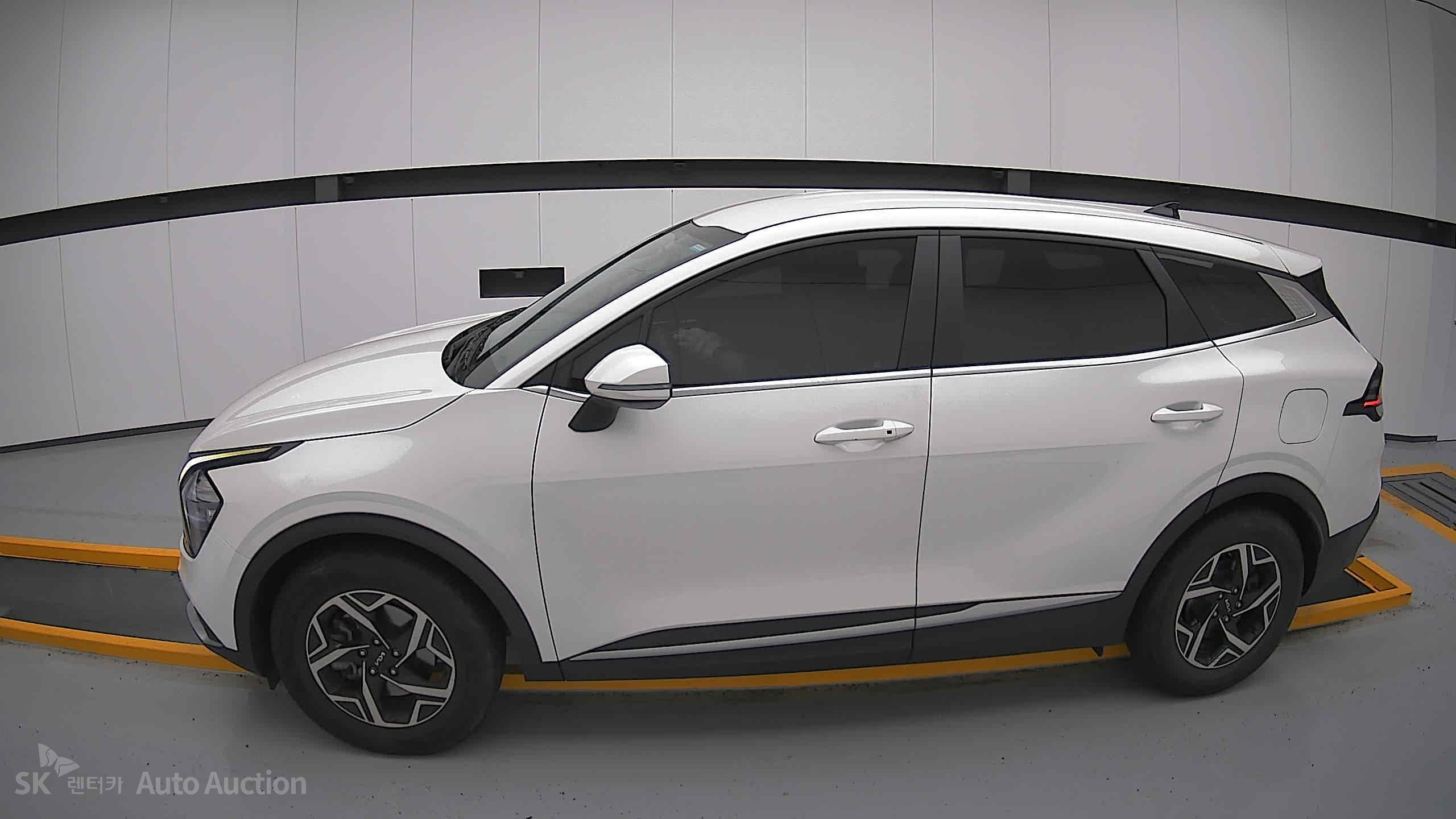 2023 - kia sportage