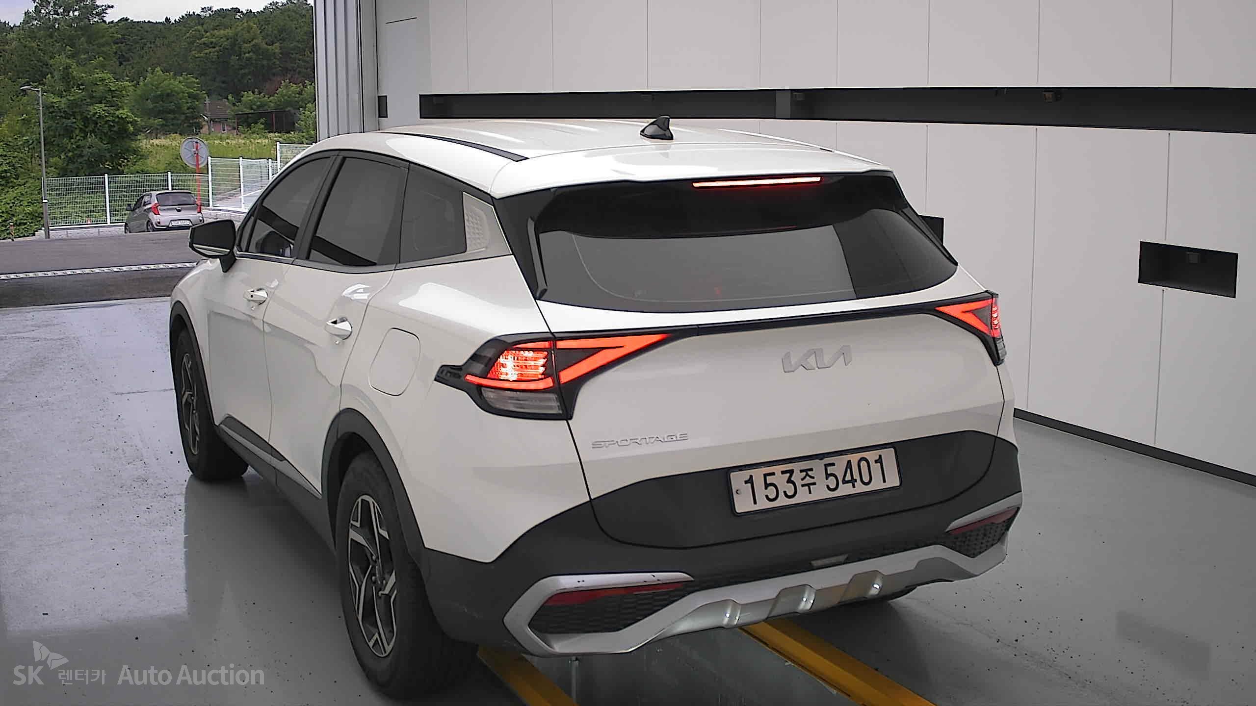 2023 - kia sportage