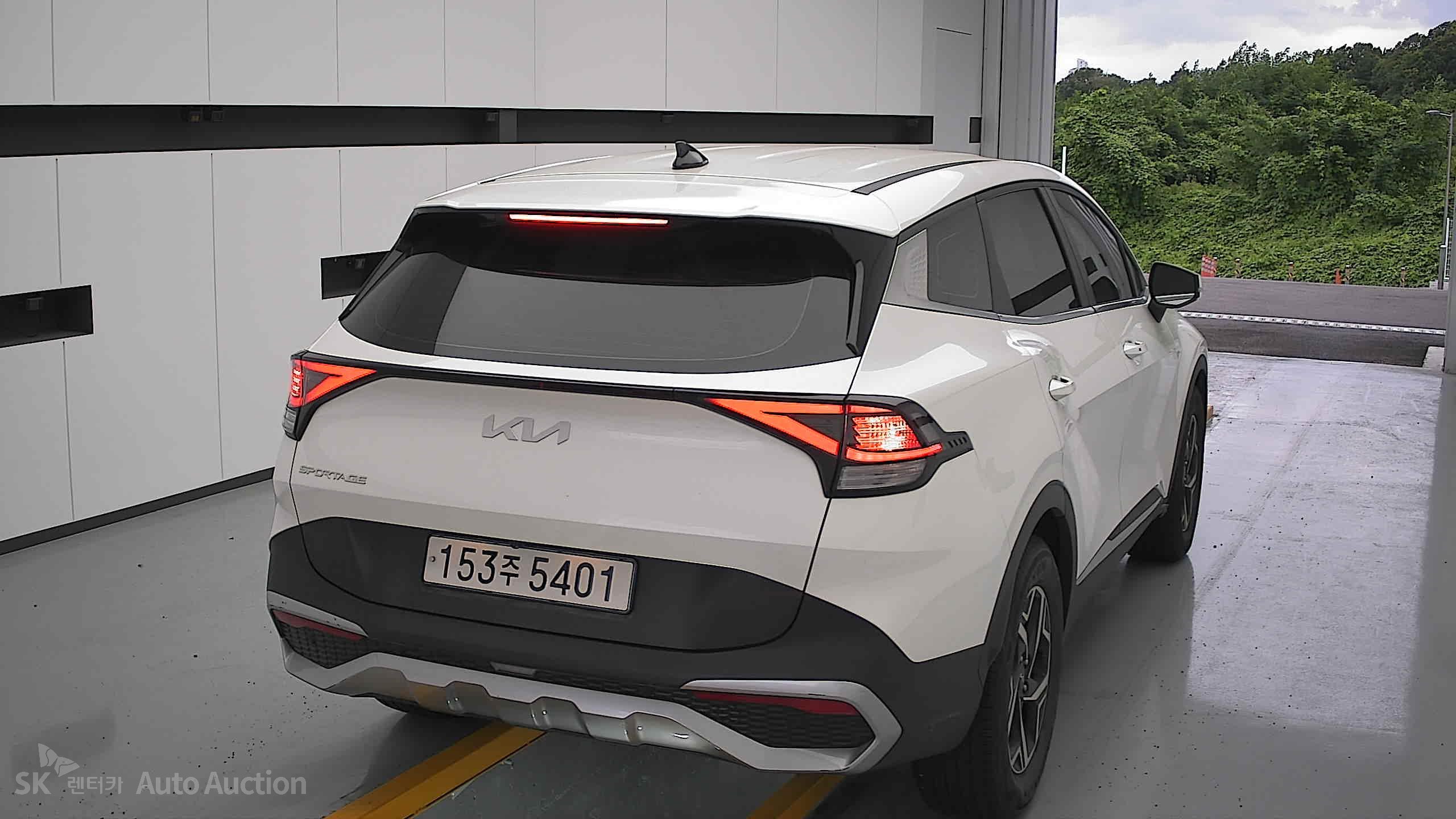 2023 - kia sportage