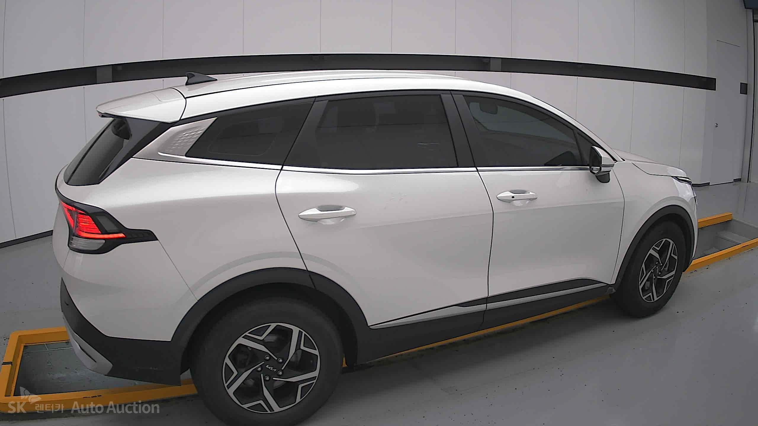 2023 - kia sportage