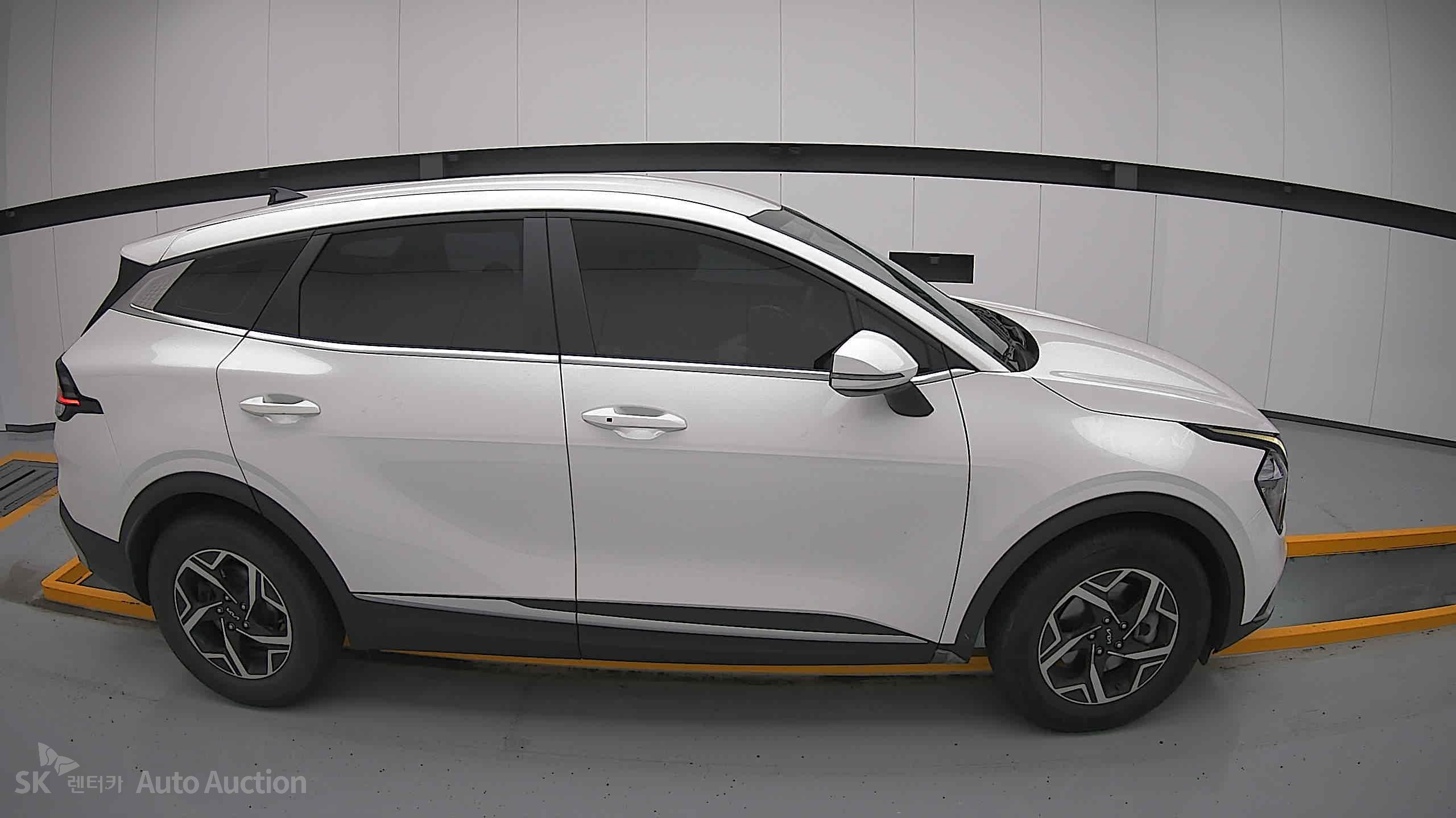 2023 - kia sportage