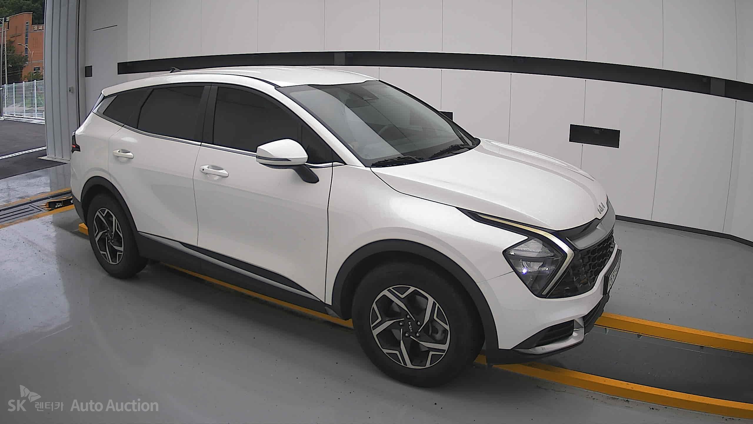 2023 - kia sportage