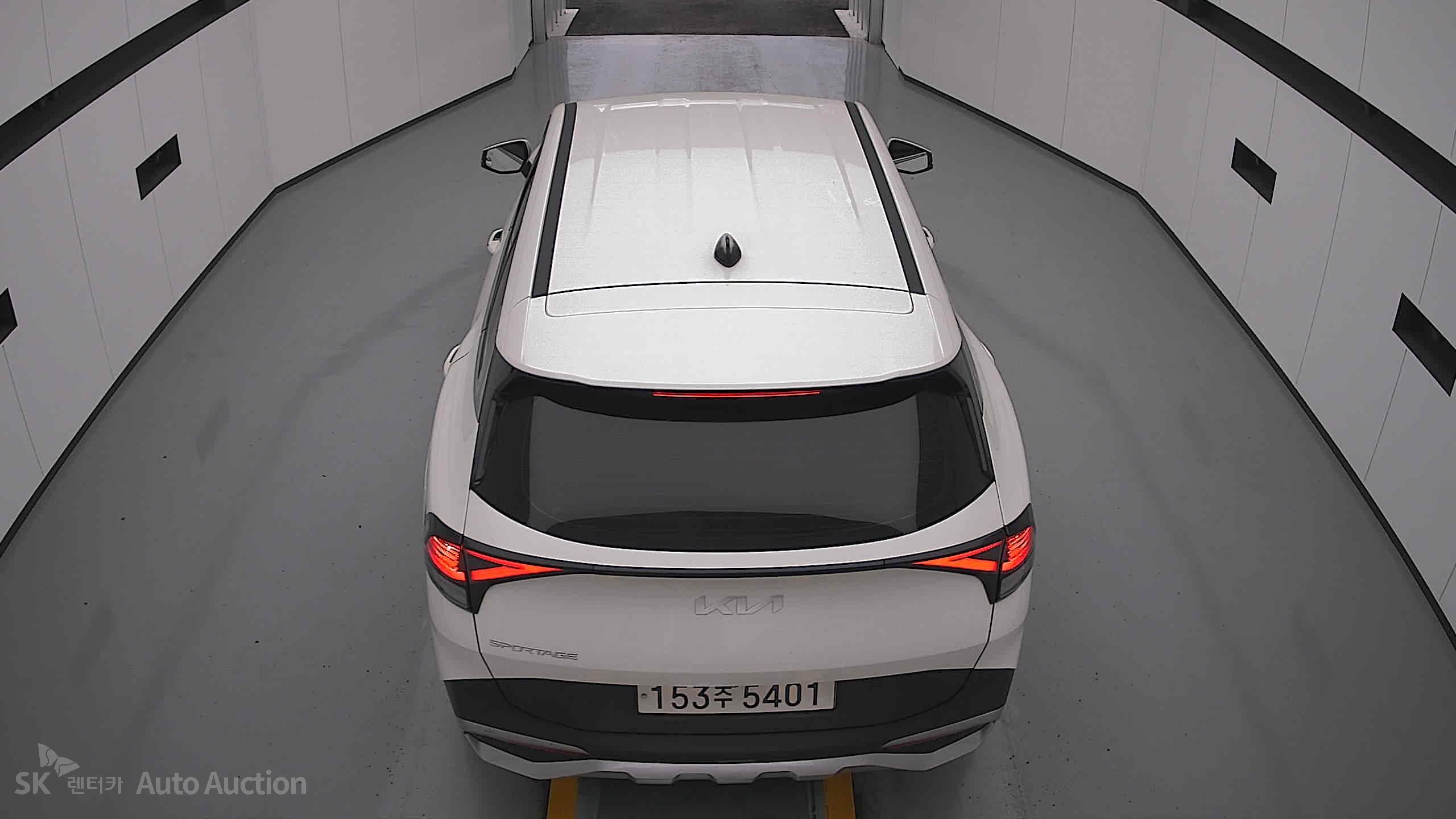 2023 - kia sportage