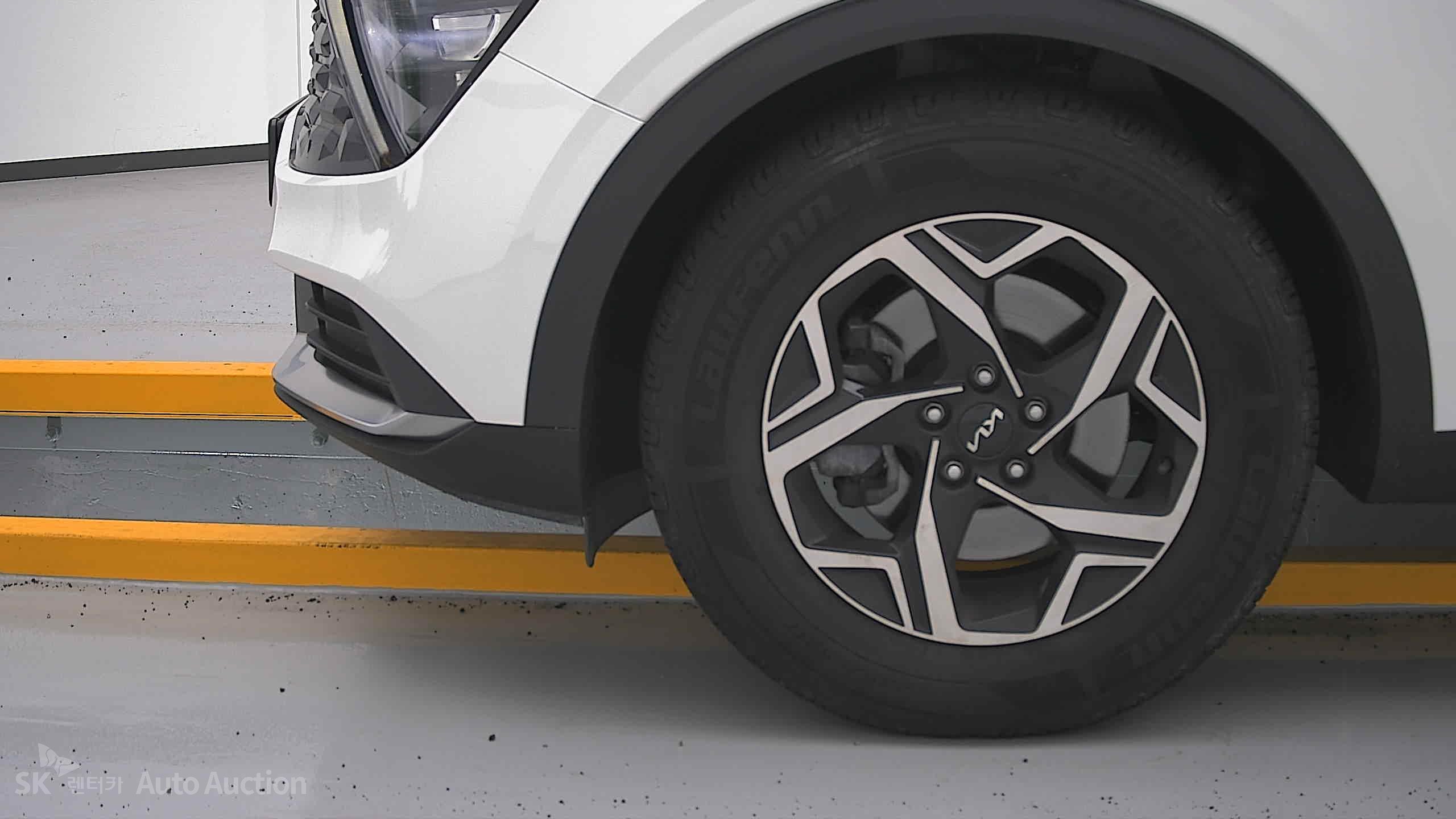 2023 - kia sportage