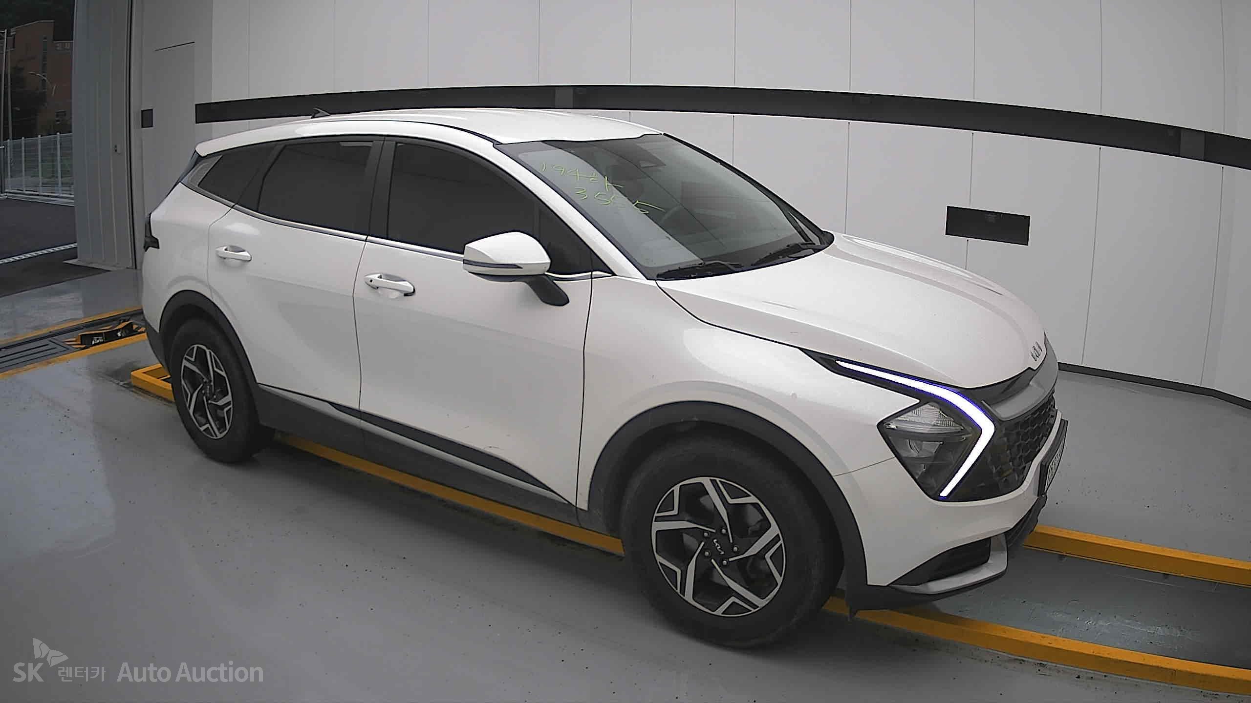 2022 - kia sportage