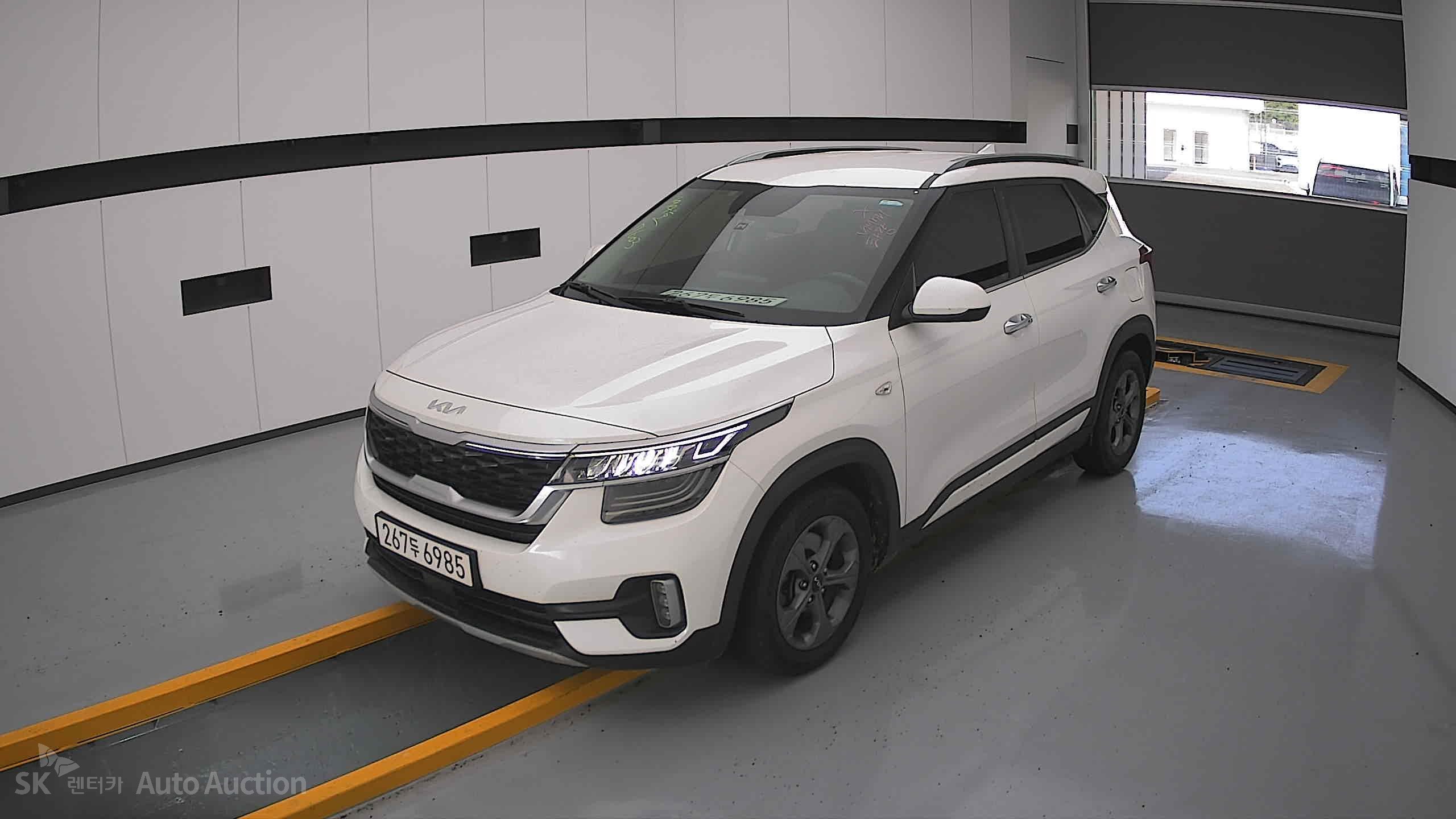 2023 - kia seltos