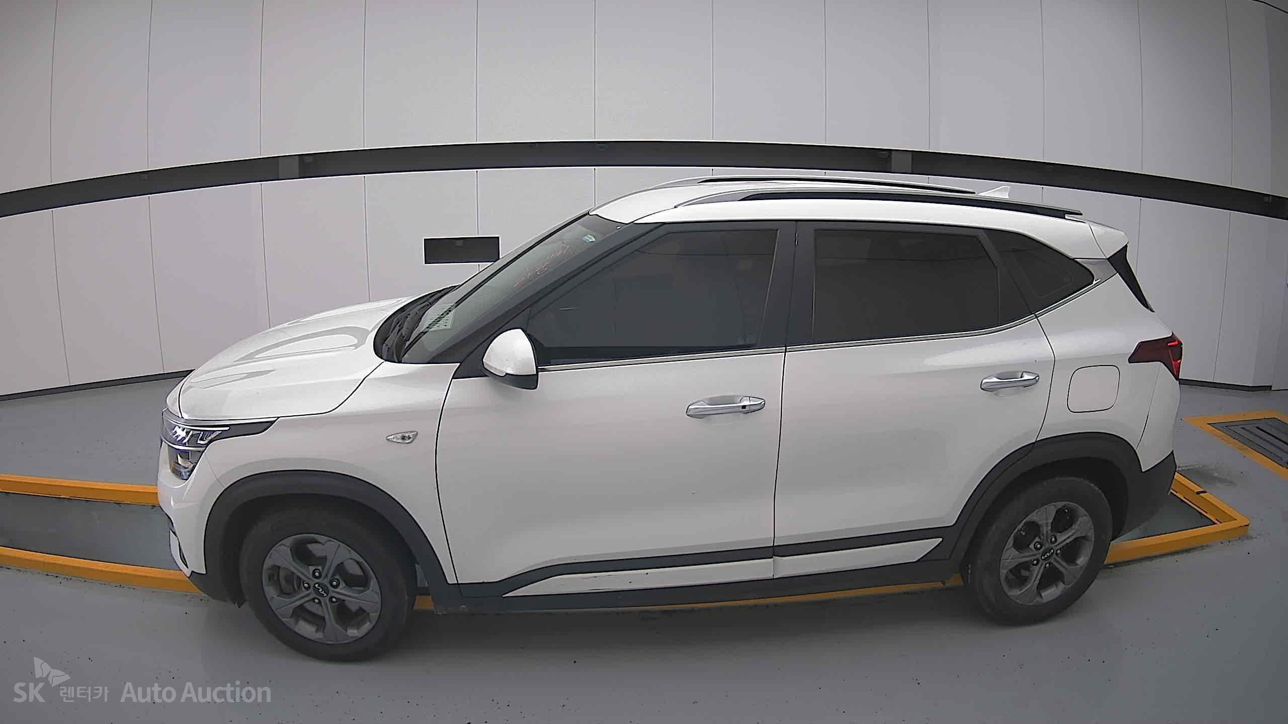 2023 - kia seltos