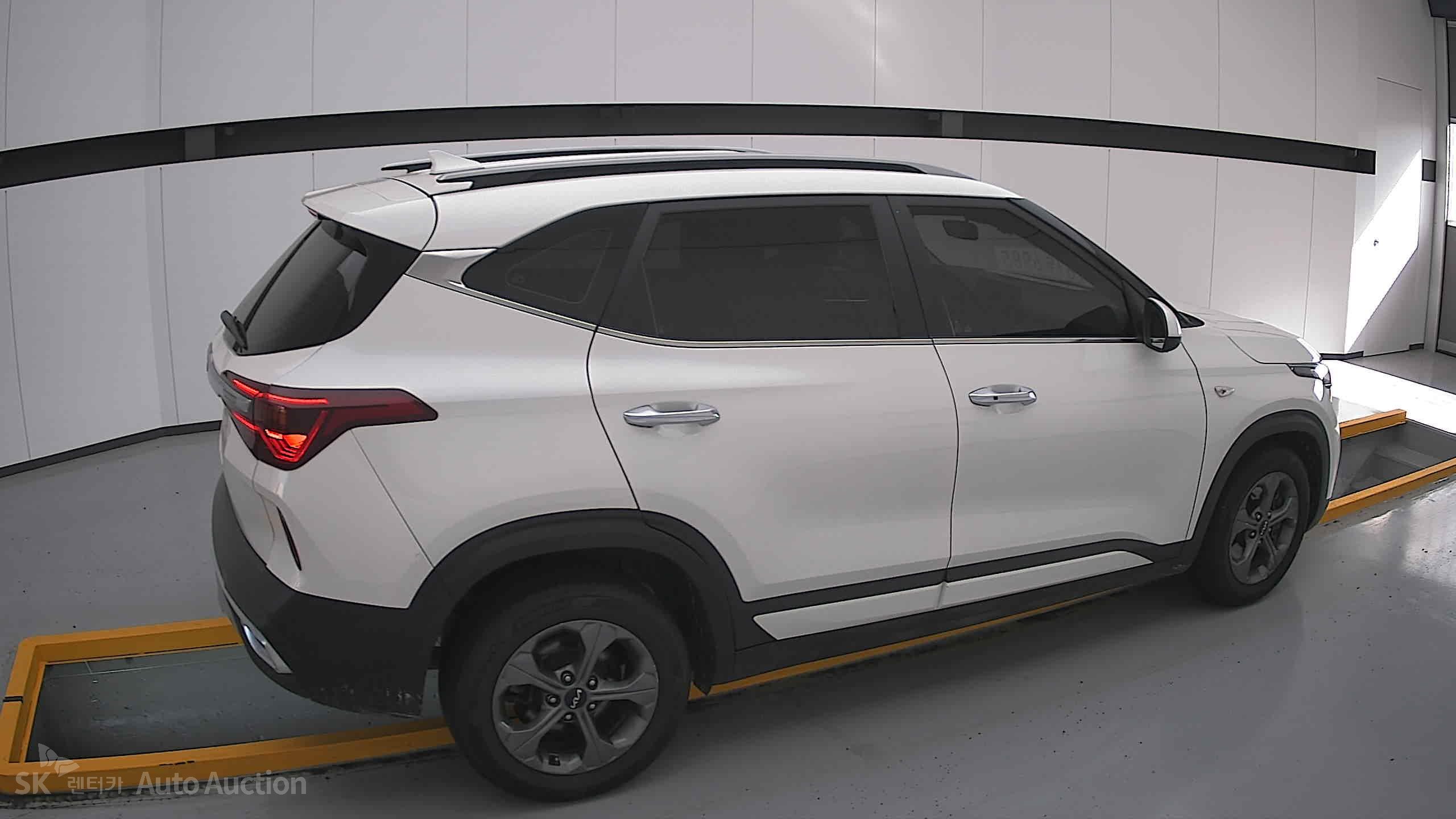 2023 - kia seltos