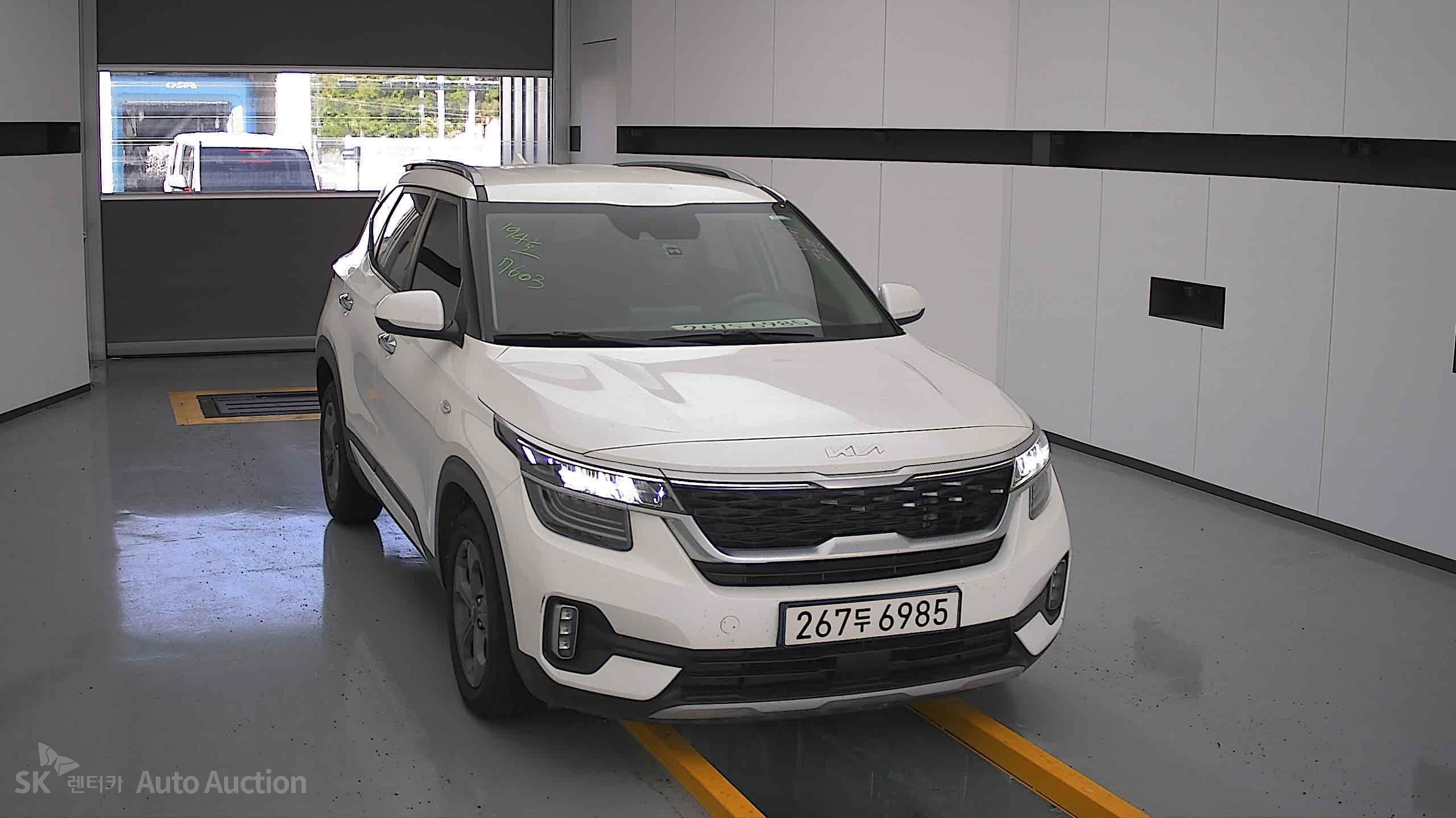 2023 - kia seltos