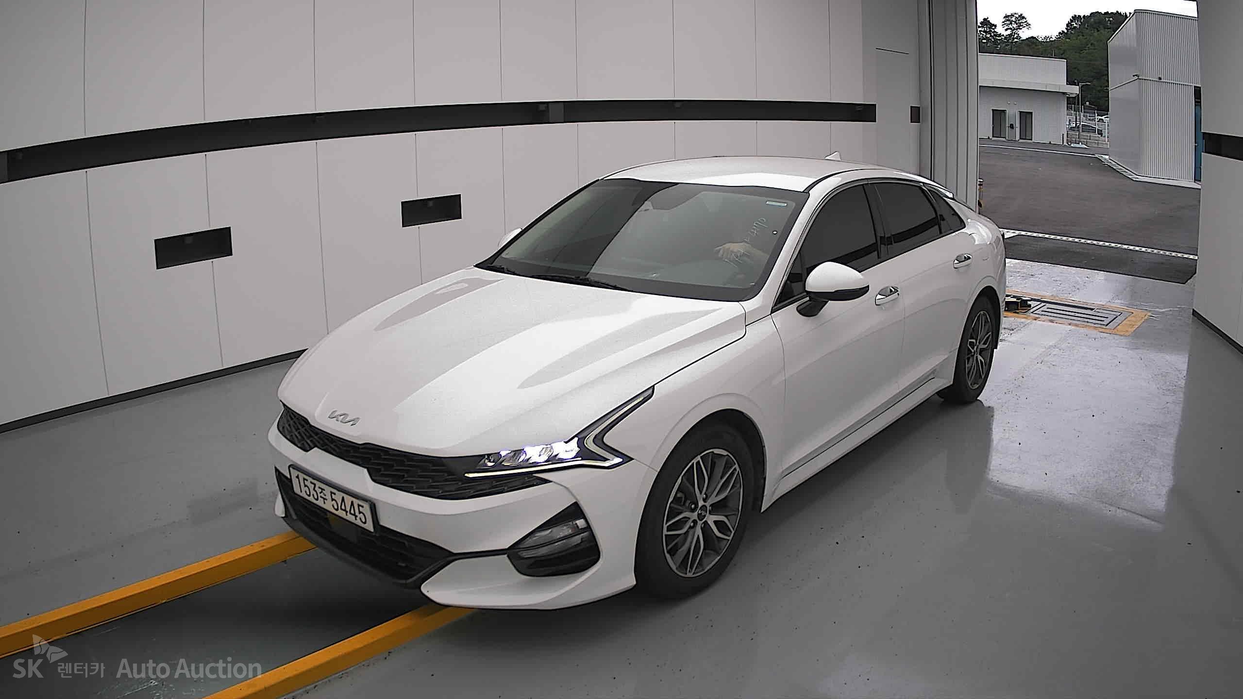 2023 - kia k5